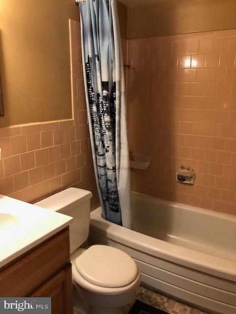 FAIRFAX HERITAGE - Residential Lease