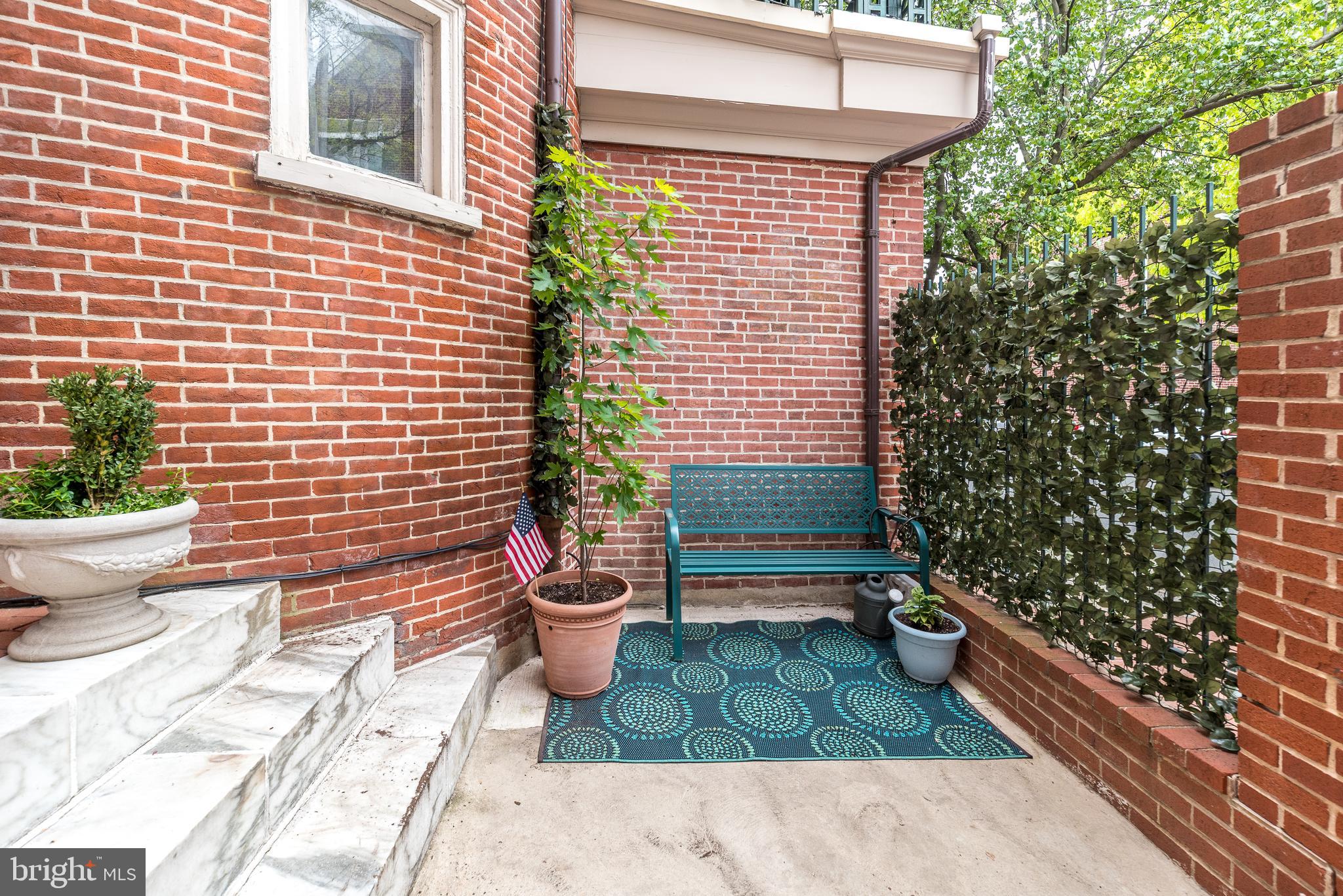 736 PINE STREET 38 I