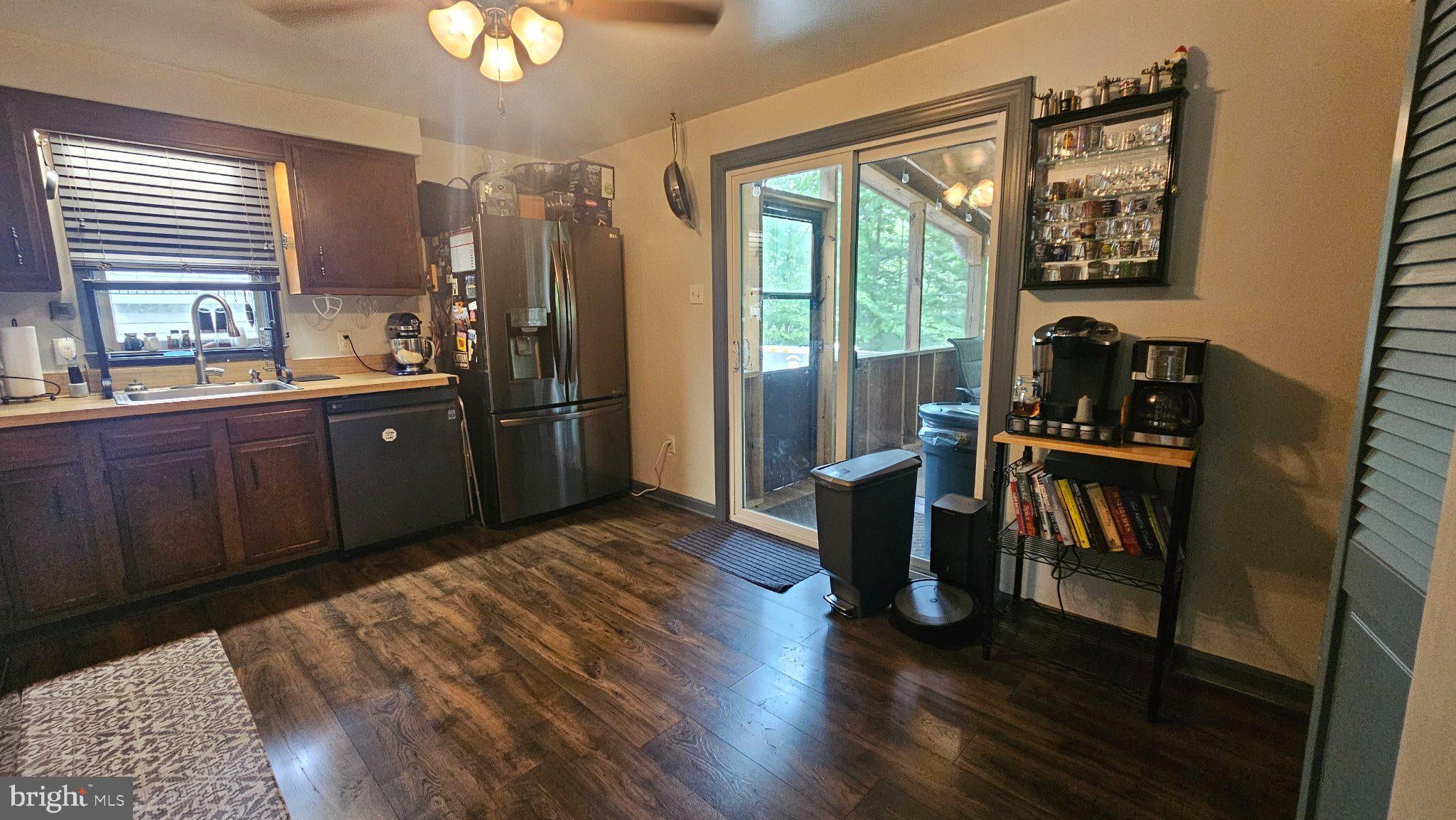 440 COUNCIL BLUFFS COURT