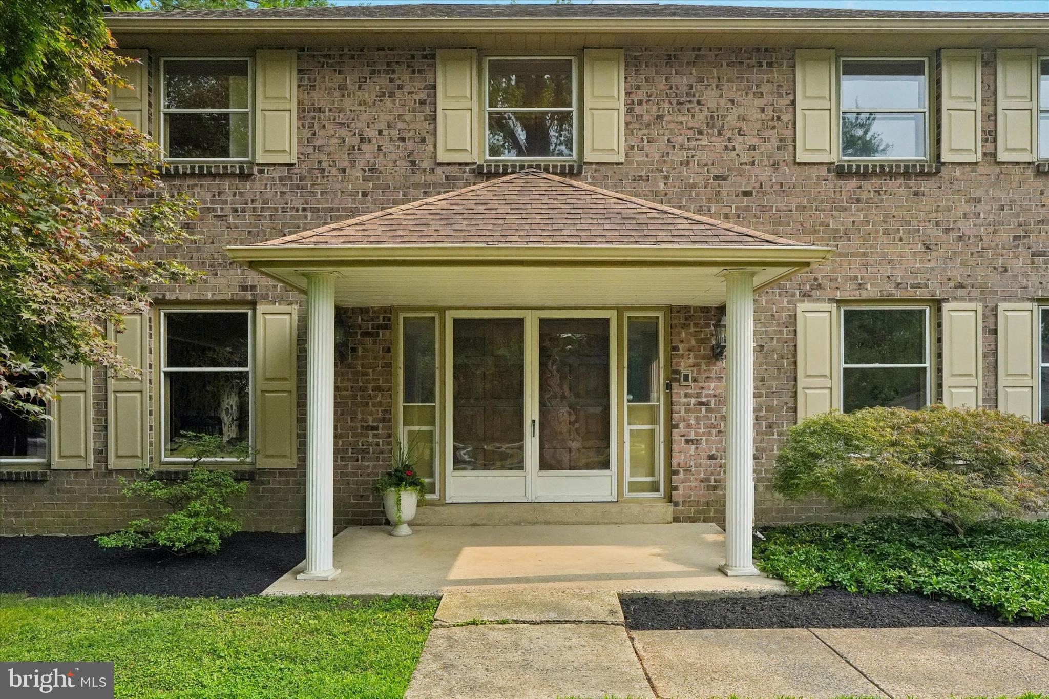 1625 BENJAMIN DRIVE