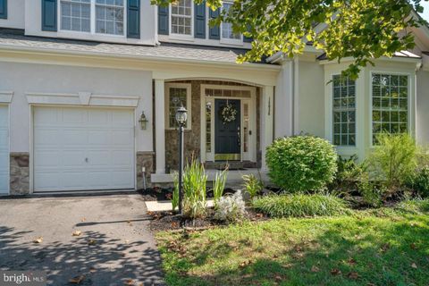 Photo of 14036 Albert Way, GAINESVILLE, VA 20155 (MLS # VAPW2118538)