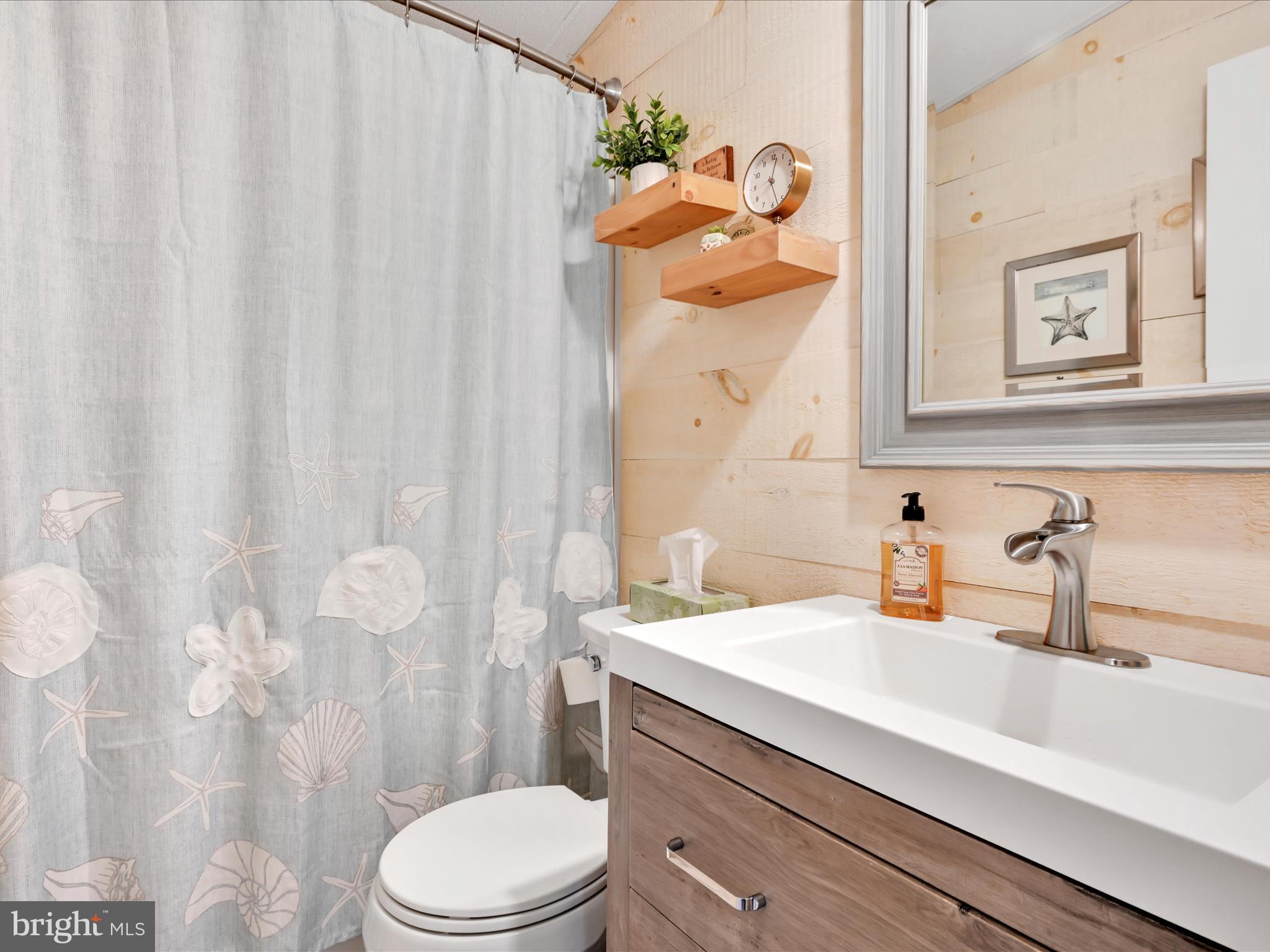 NORTHCREST ACRES - Residential