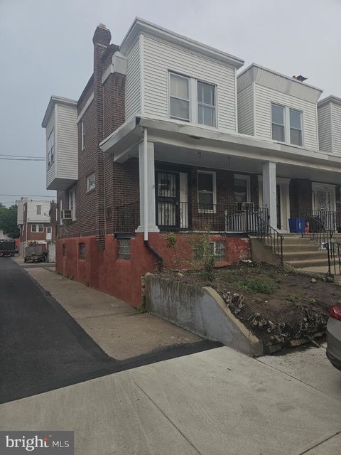 5814 N HOWARD STREET PHILADELPHIA PA 19120