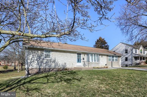 Photo of 413 E. Cherry Street, Elizabethtown, PA 17022 (MLS # PALA2045420)