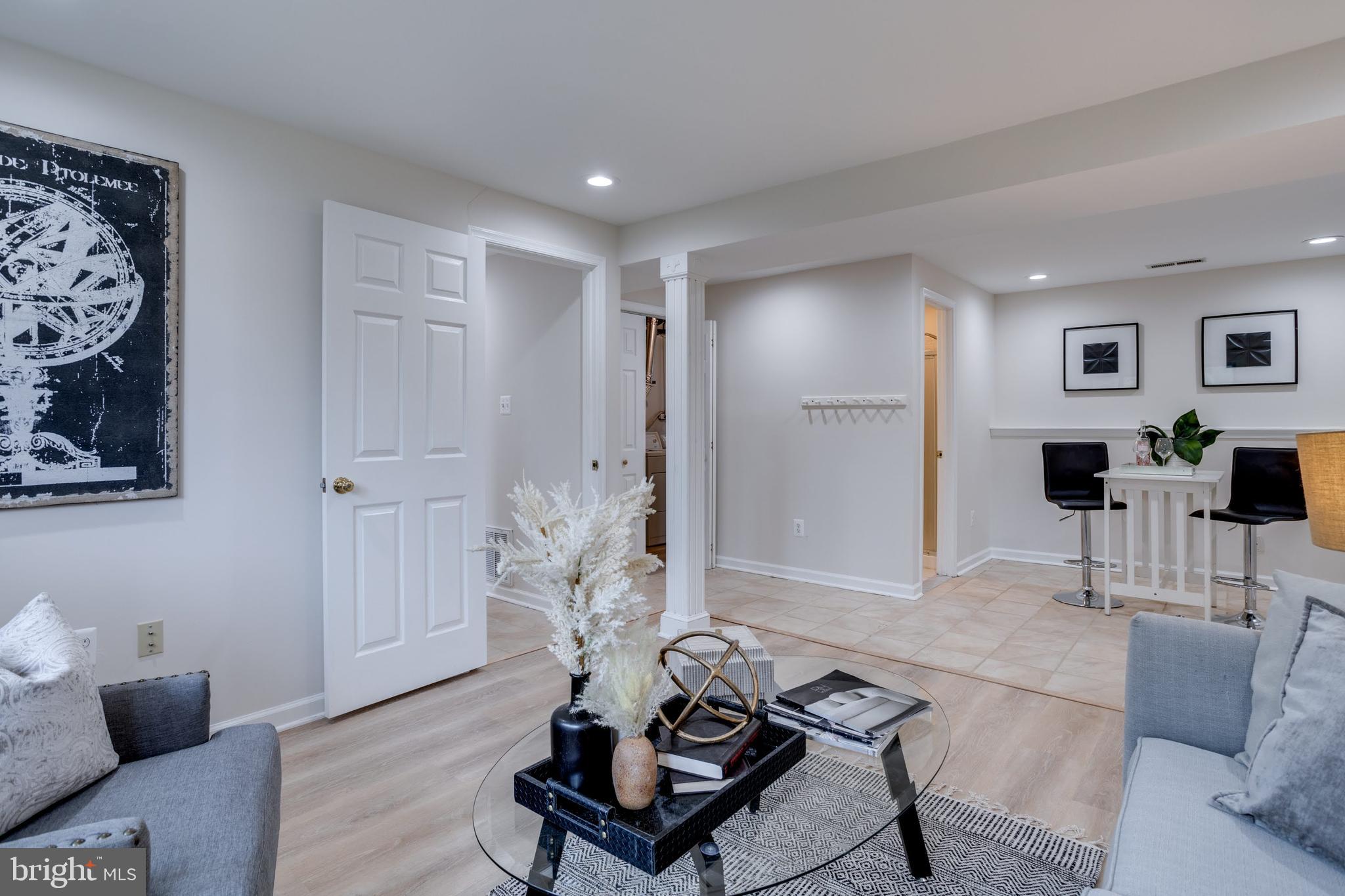 CARDINAL ESTATES - Residential