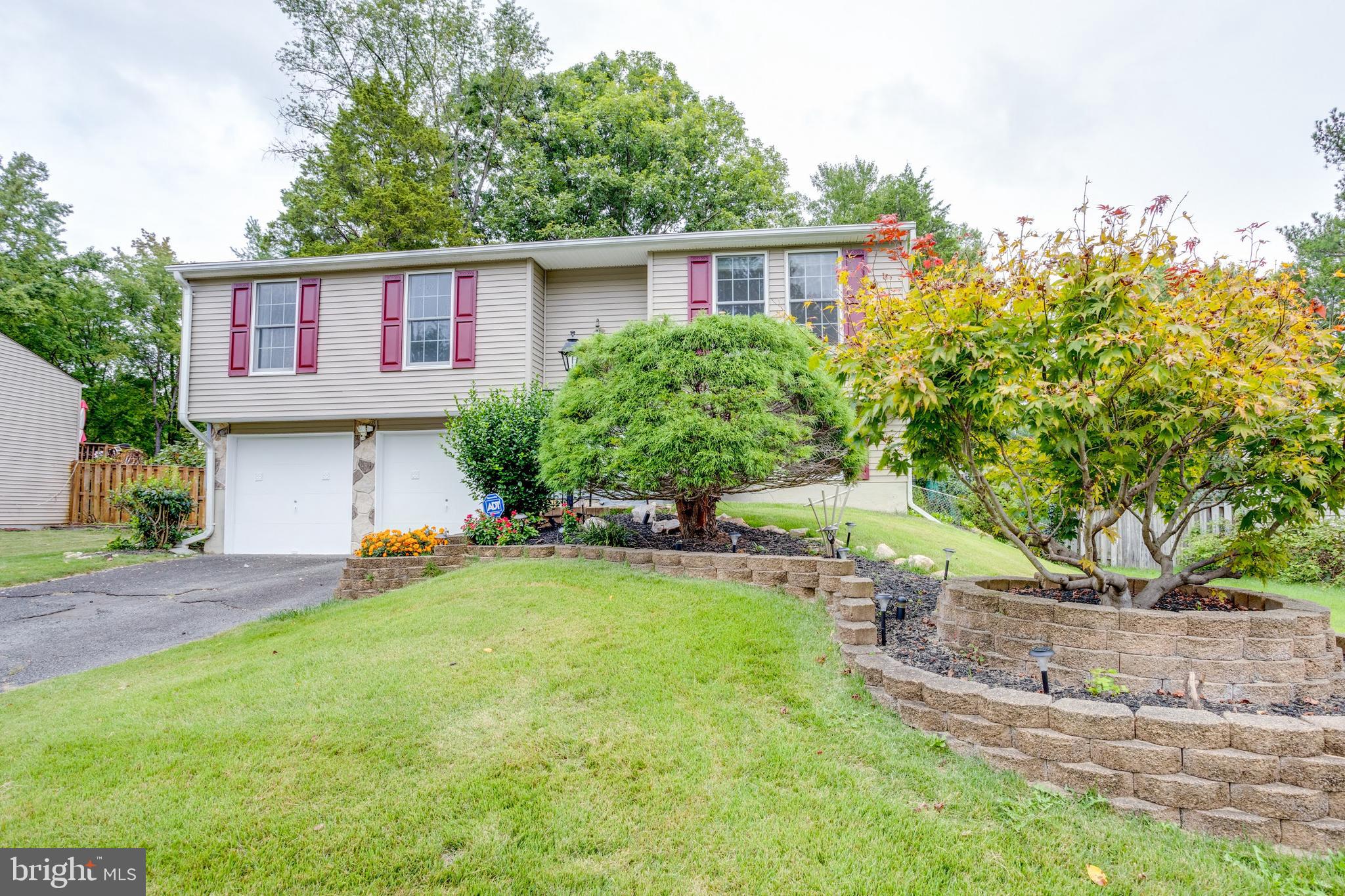 CARDINAL ESTATES - Residential