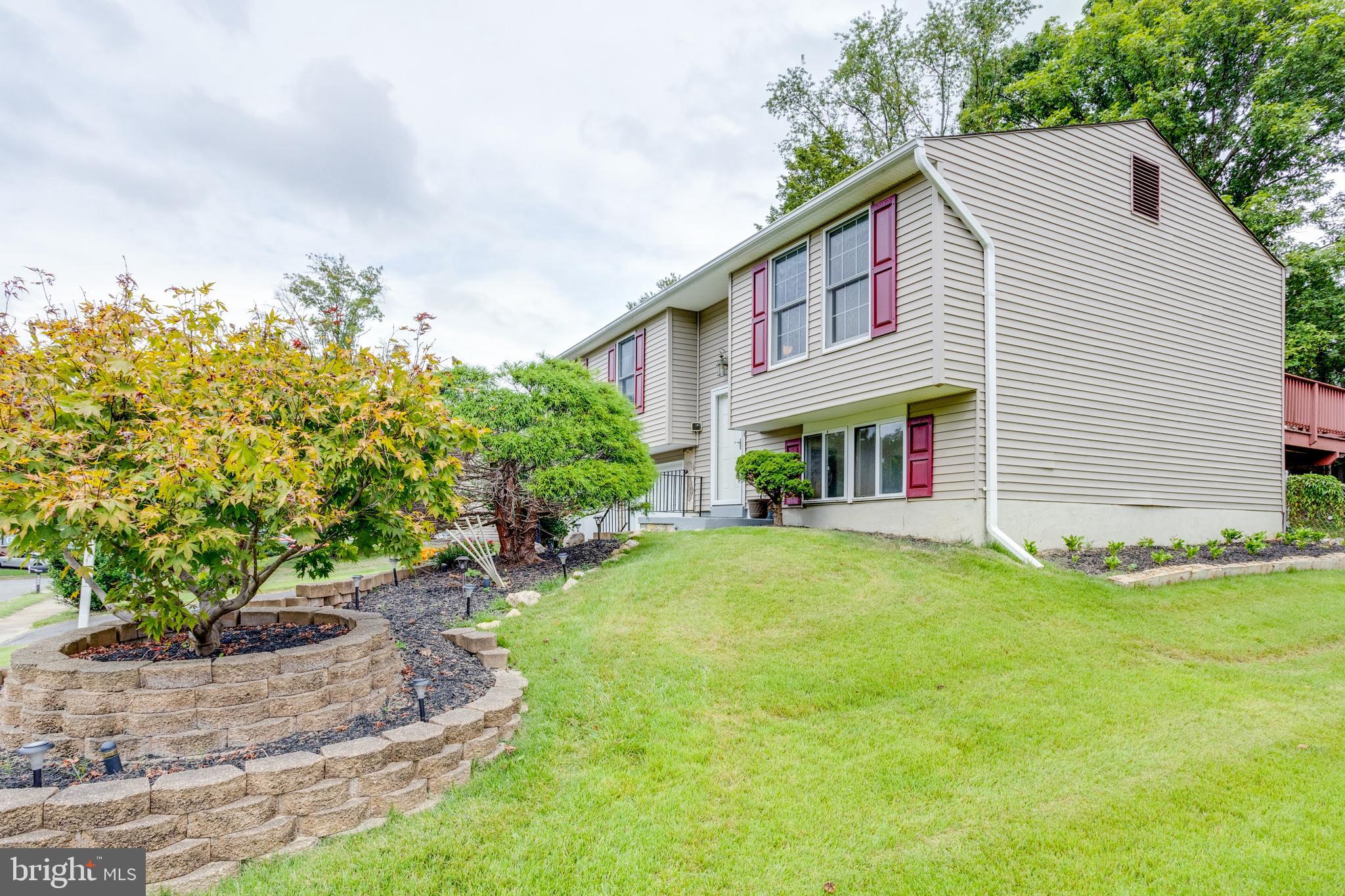 CARDINAL ESTATES - Residential