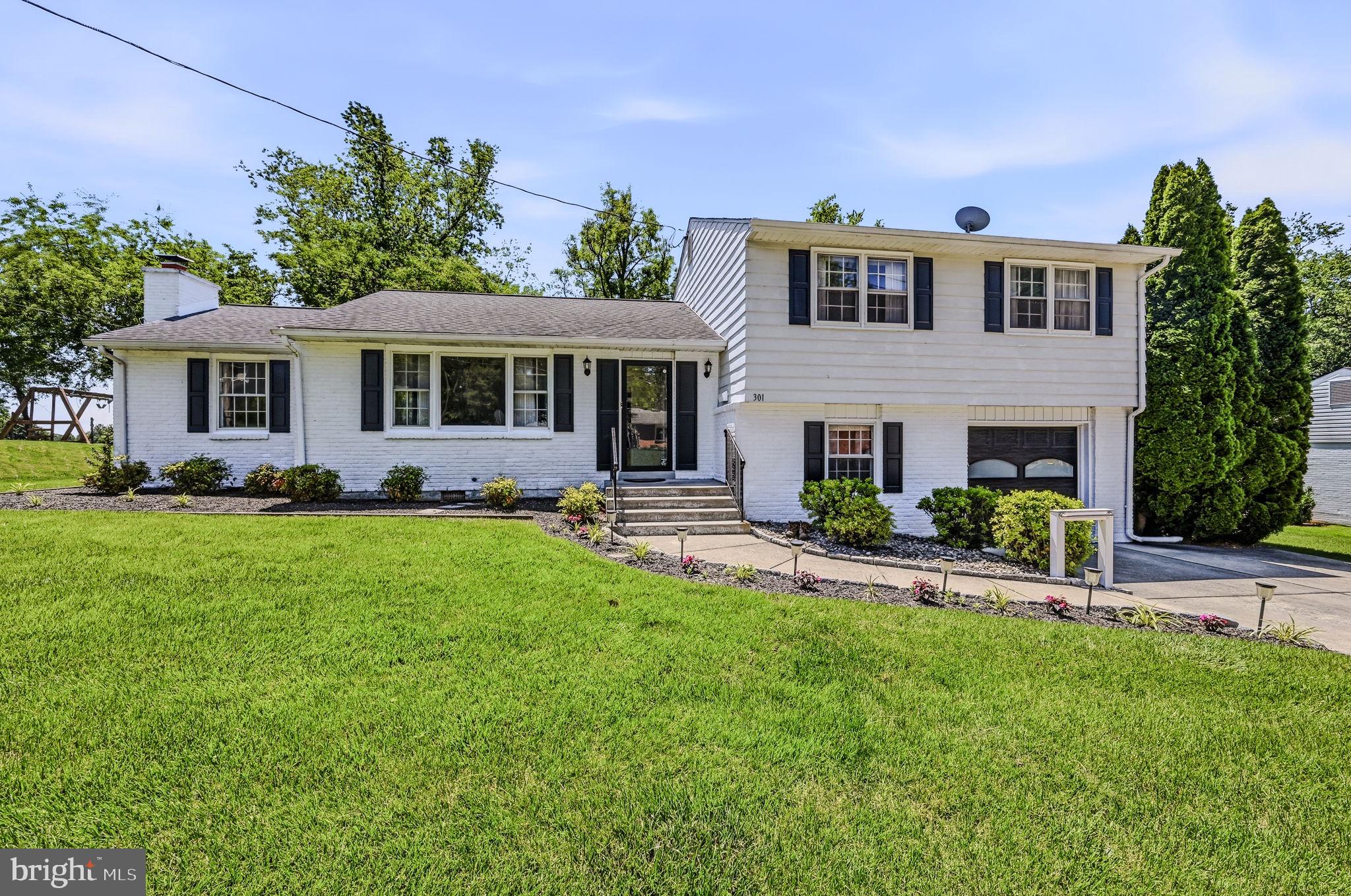 301 COUNTRY CLUB DRIVE