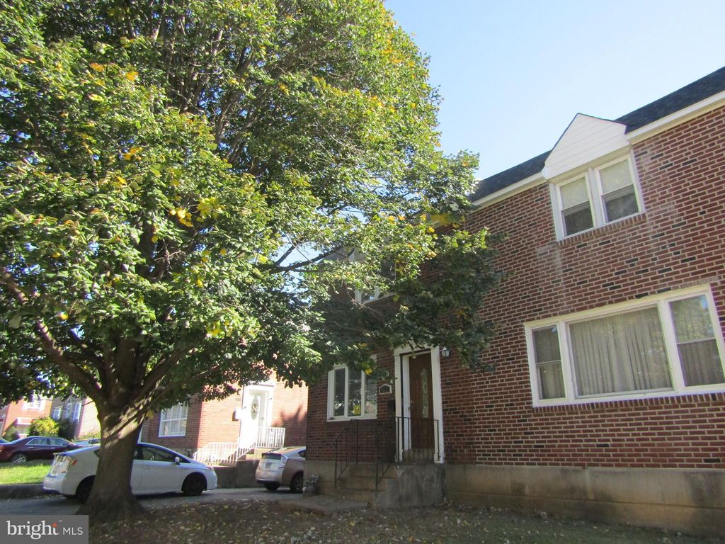 Photo of 421 Poplar Street, SHARON HILL, PA 19079 (MLS # PADE2102720)