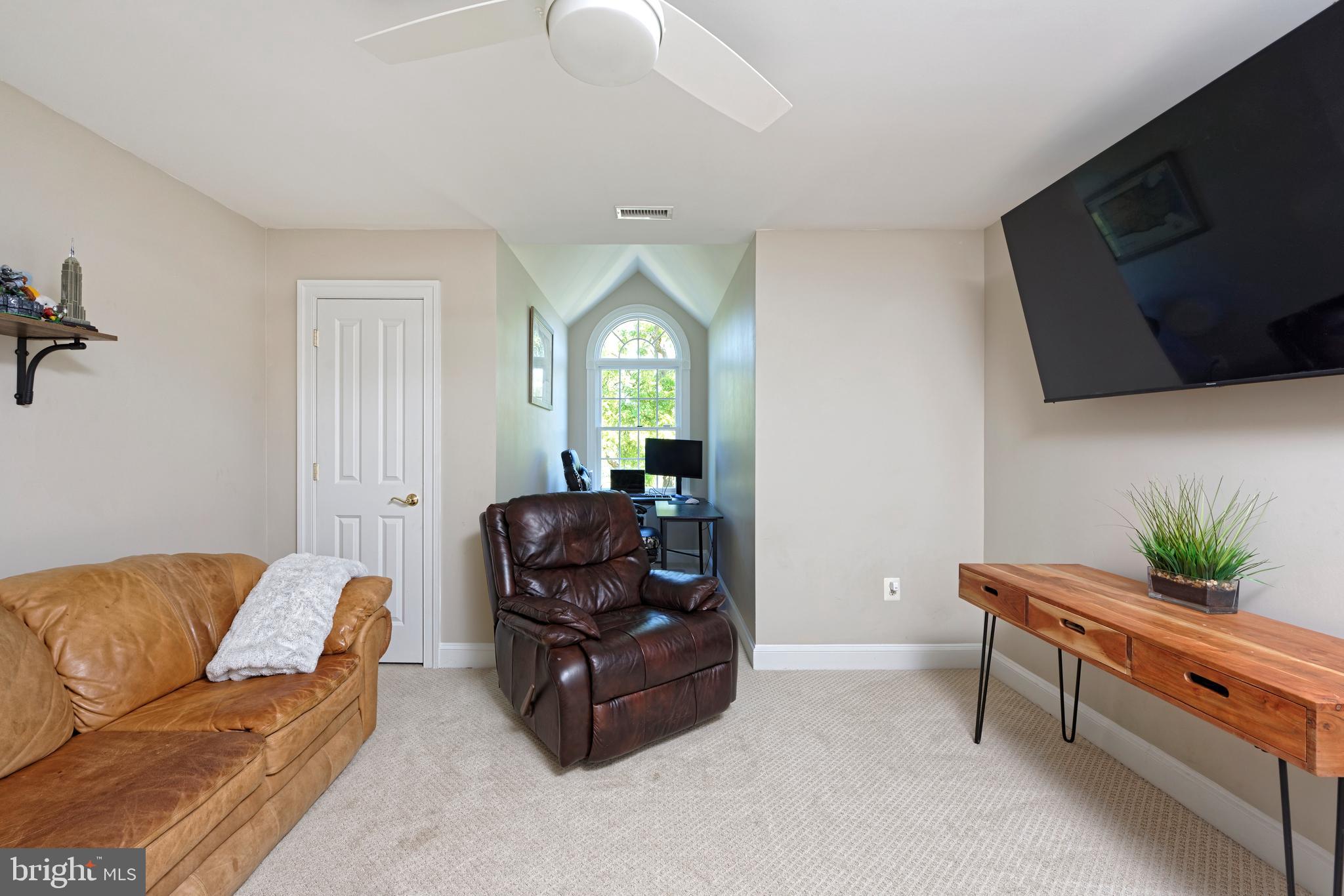 BELLEVUE FARMS - Residential