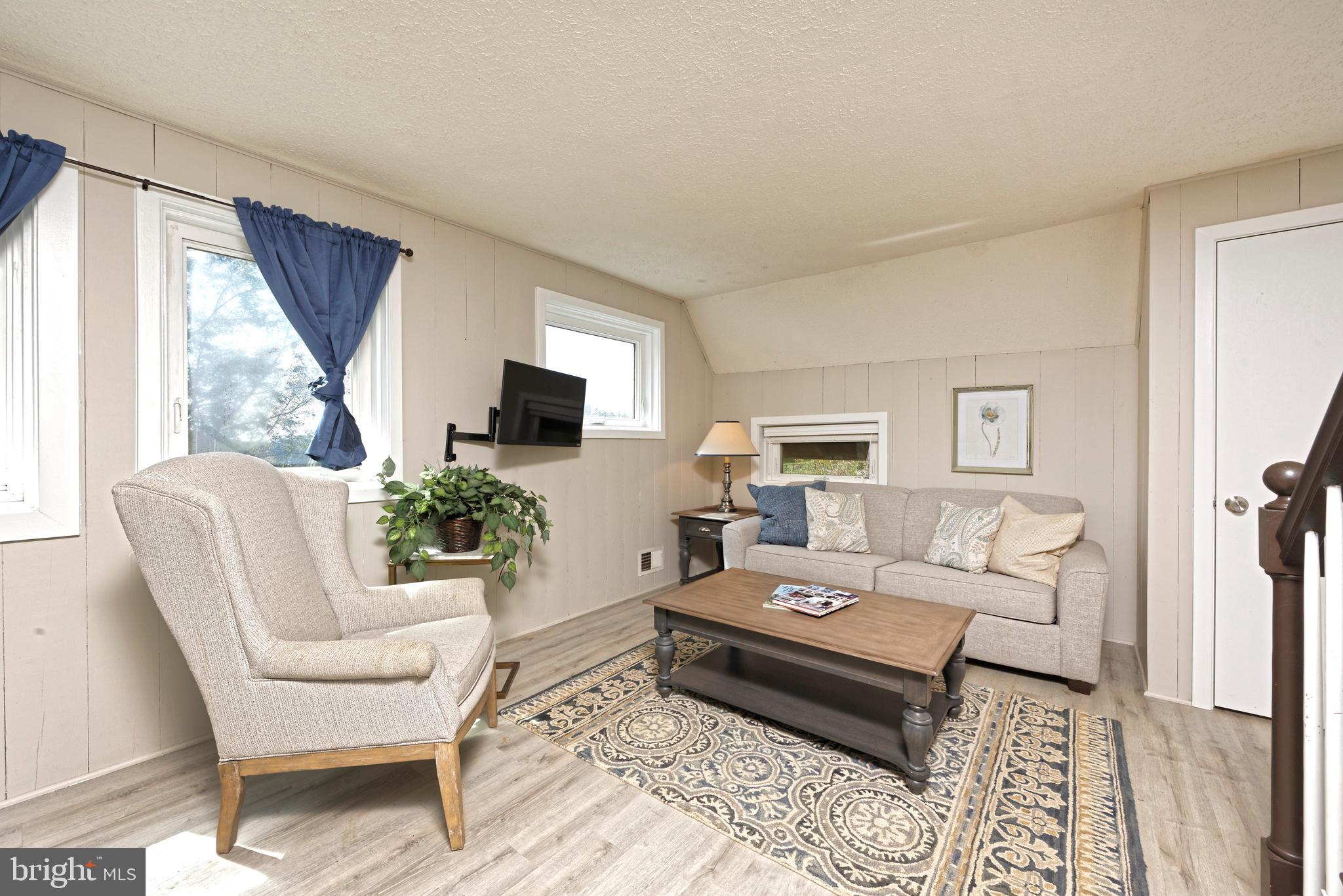 BELLEVUE FARMS - Residential