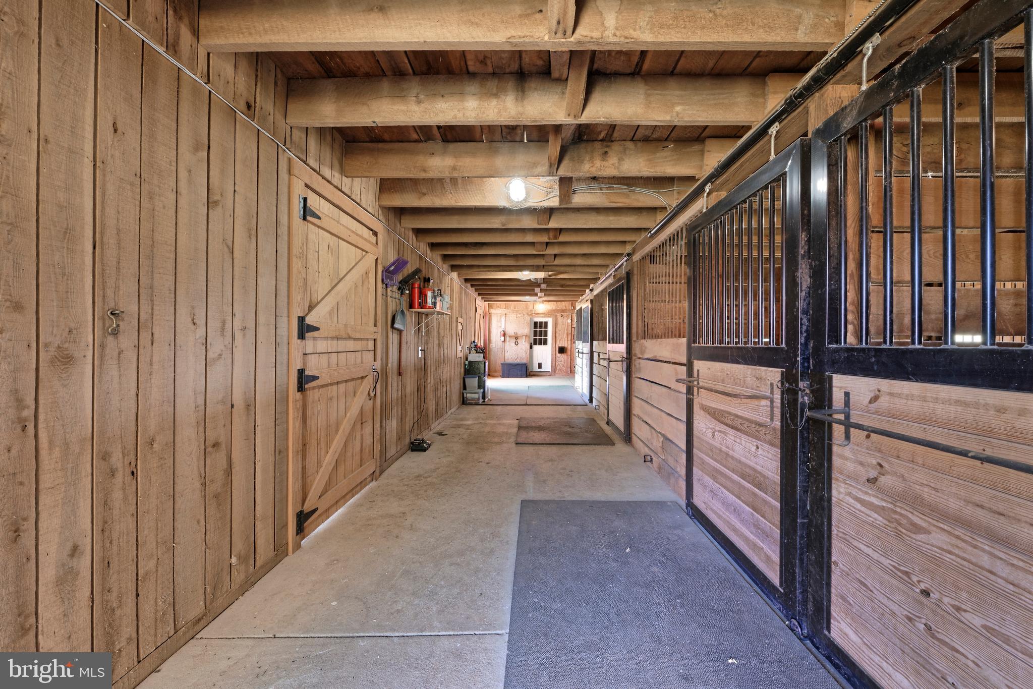 BELLEVUE FARMS - Residential