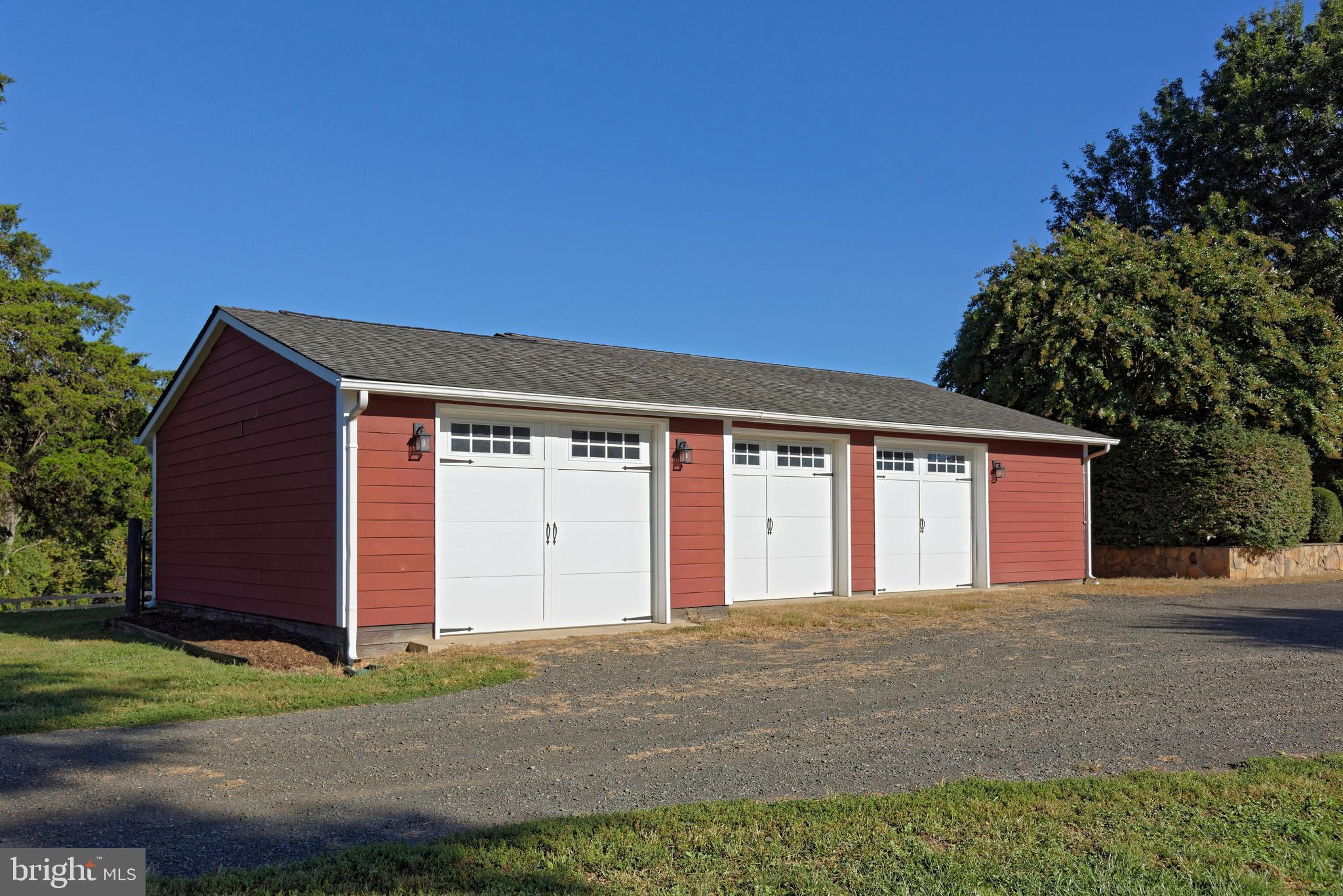 BELLEVUE FARMS - Residential