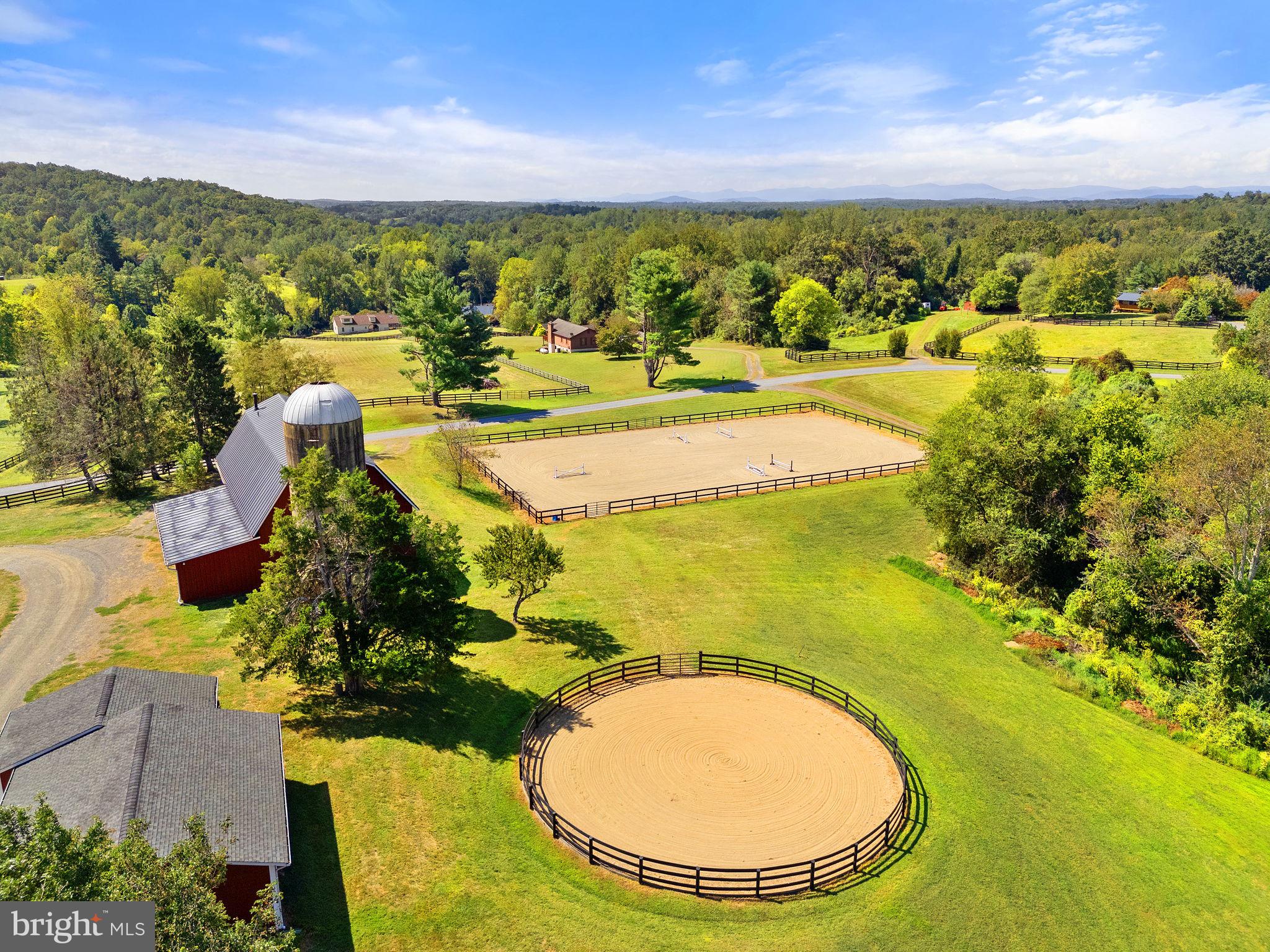 BELLEVUE FARMS - Residential