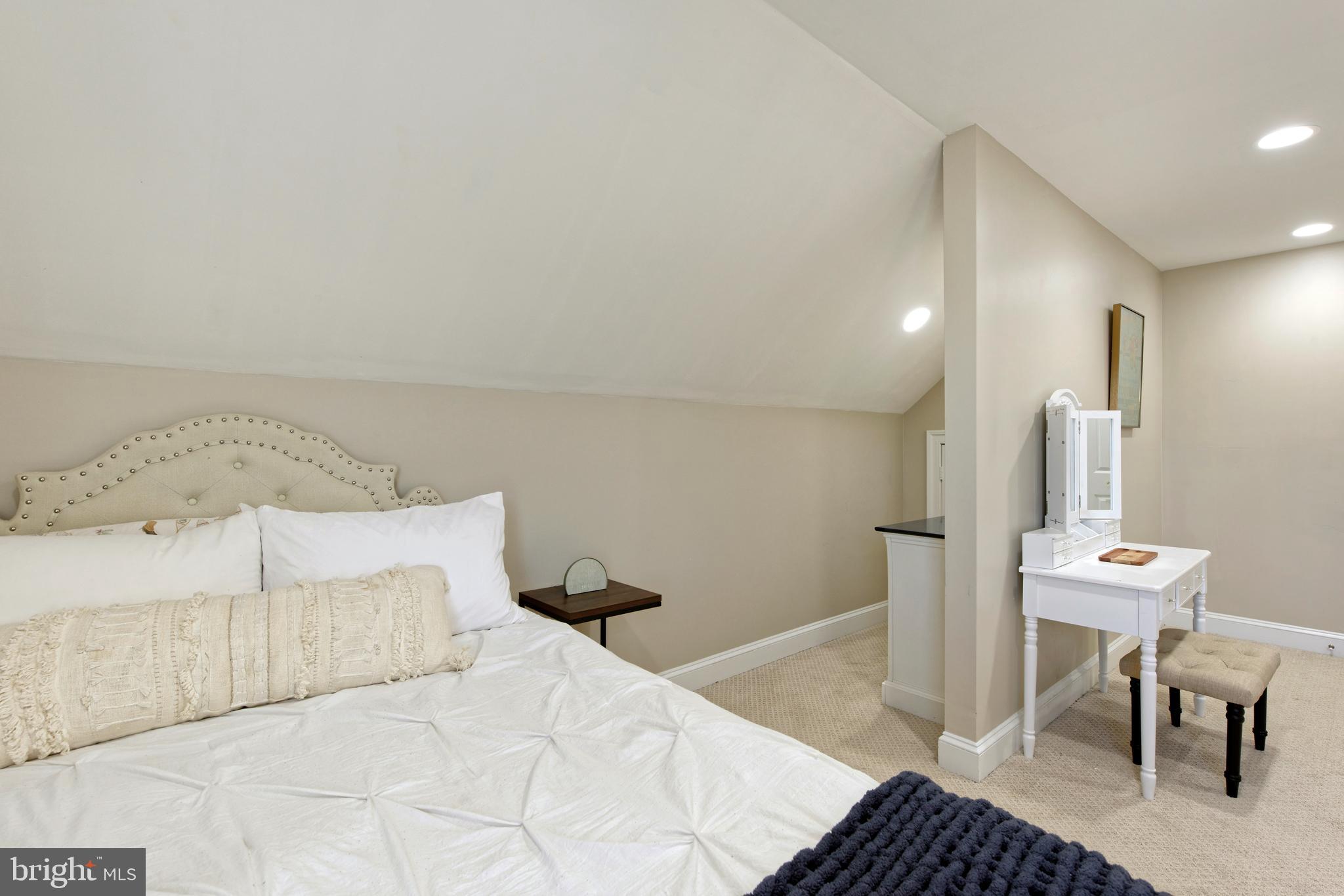 BELLEVUE FARMS - Residential