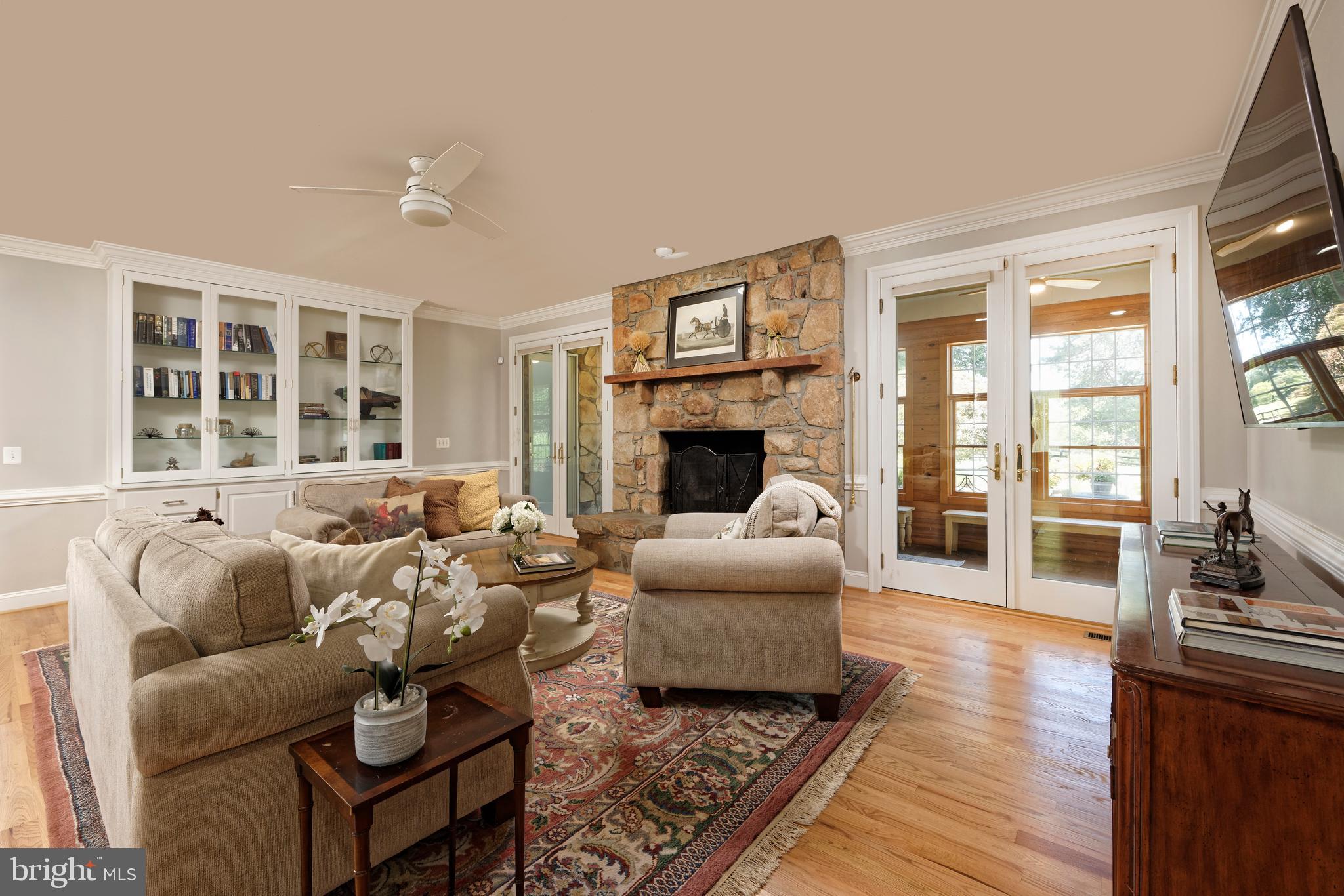 BELLEVUE FARMS - Residential