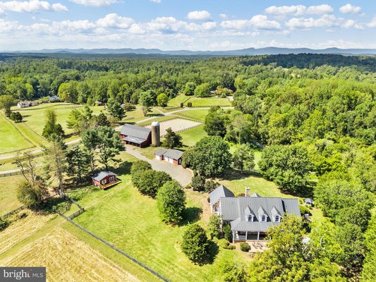 6951 HILLTOP LN, MARSHALL, VA 20115 - Image fbc95505aafb0c8f75bdd6d0a7682c61/656269200