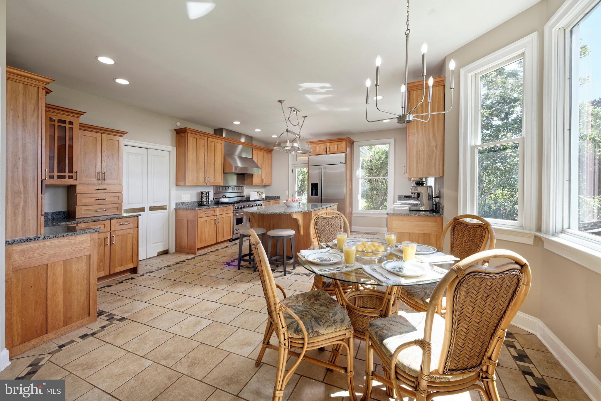 BELLEVUE FARMS - Residential