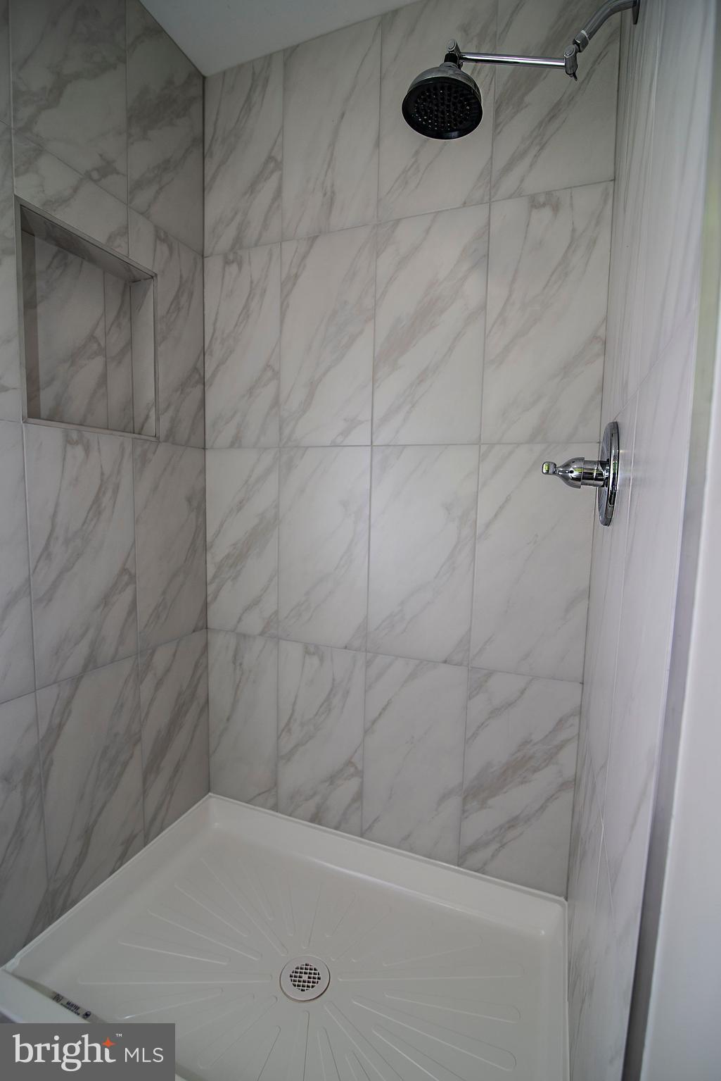 LOGAN WOODS - Residential