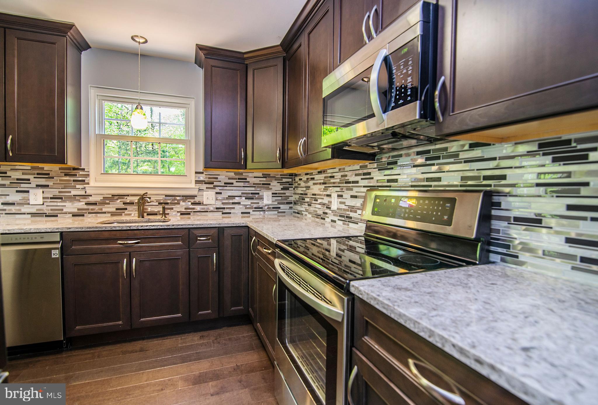 LOGAN WOODS - Residential