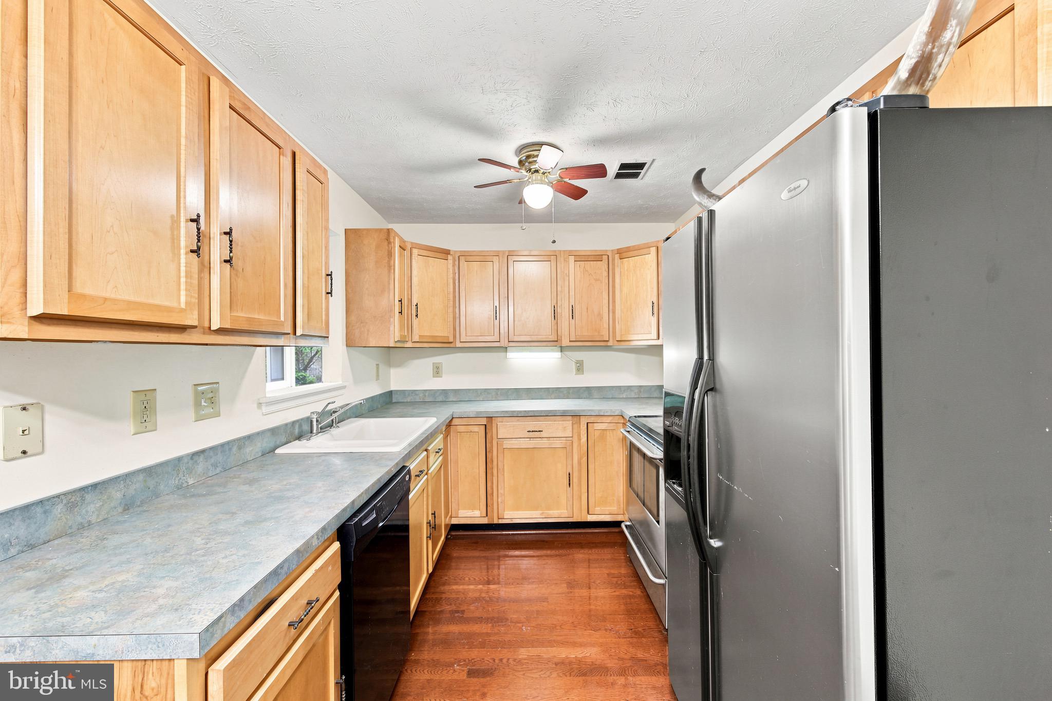 245 BRANDY COURT K9