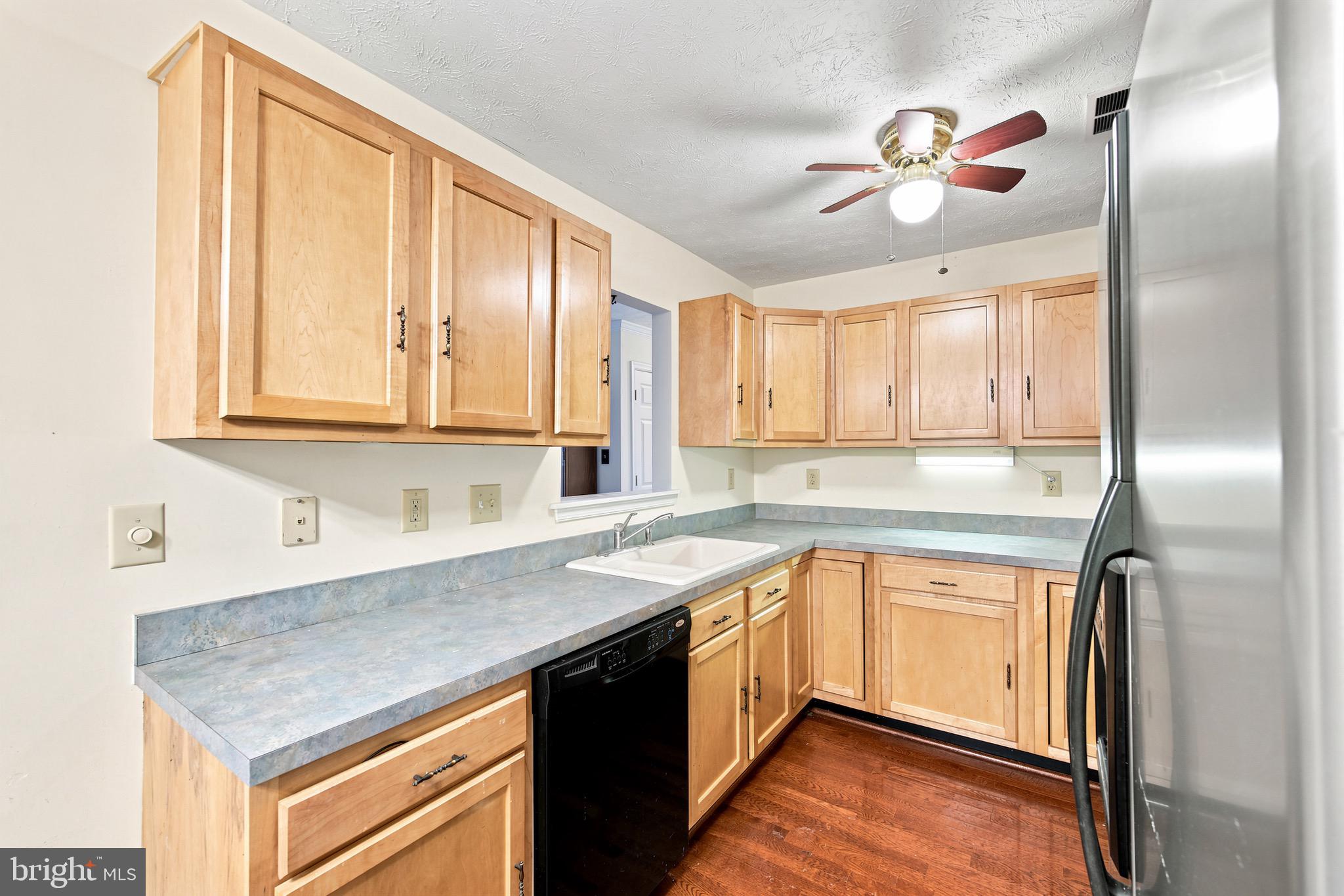 245 BRANDY COURT K9