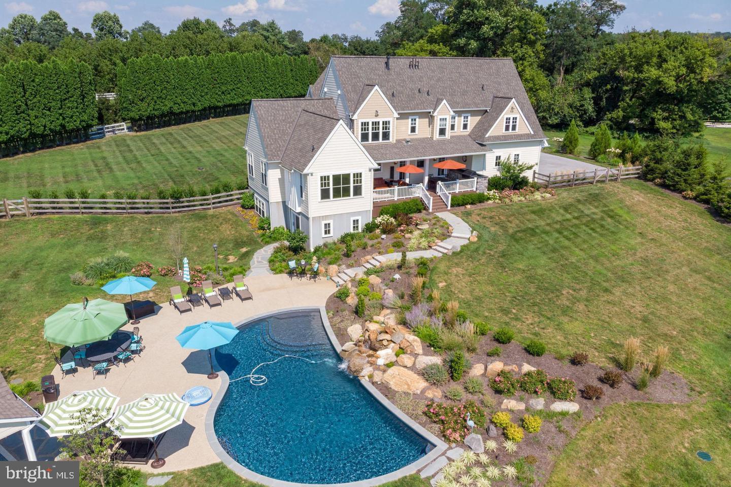 ROSEWOOD FARMS - Residential