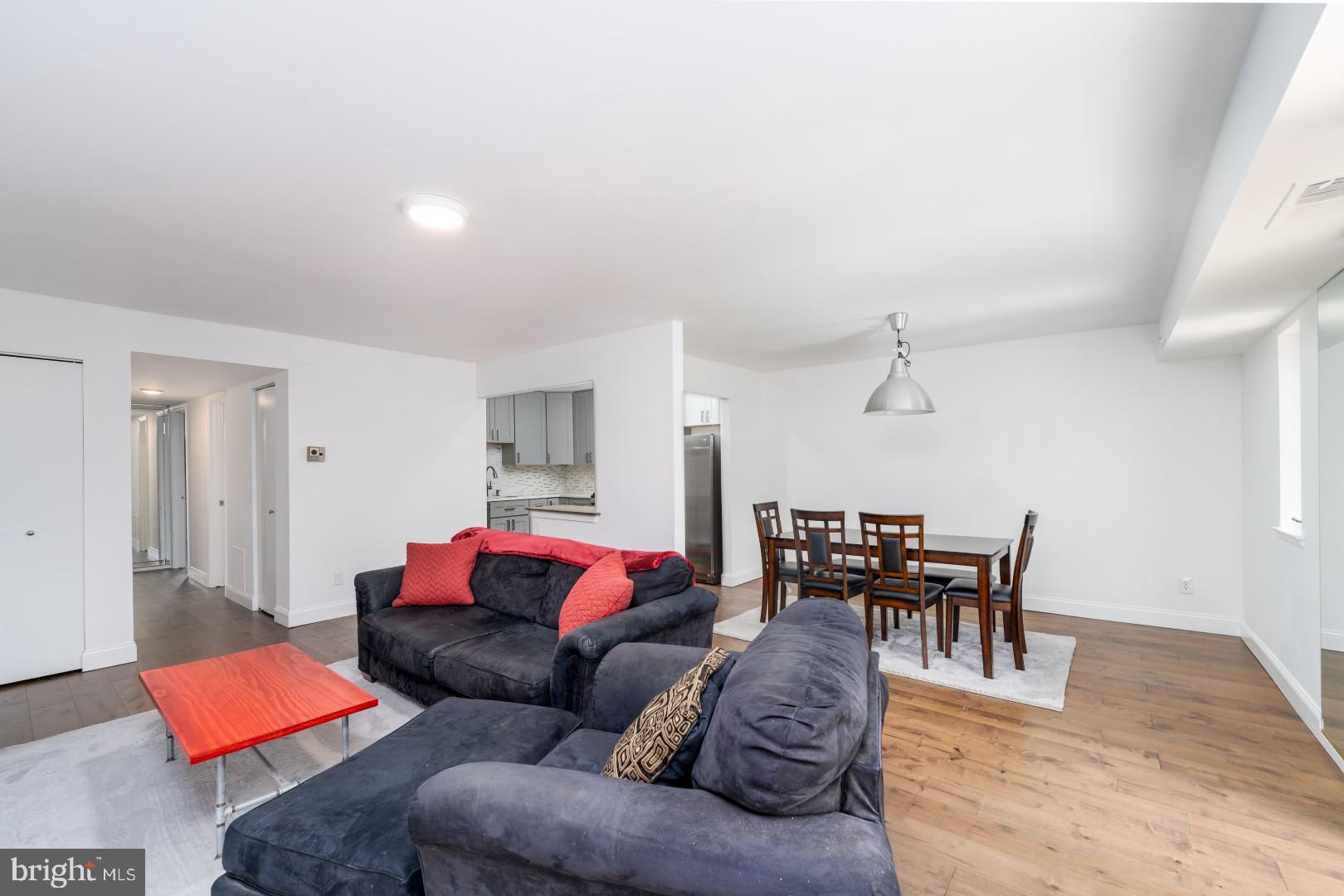 AMERICANA CENTRE - Residential