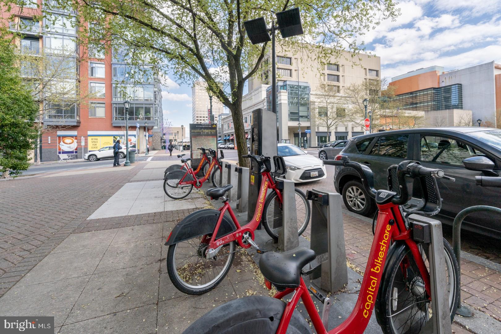 AMERICANA CENTRE - Residential