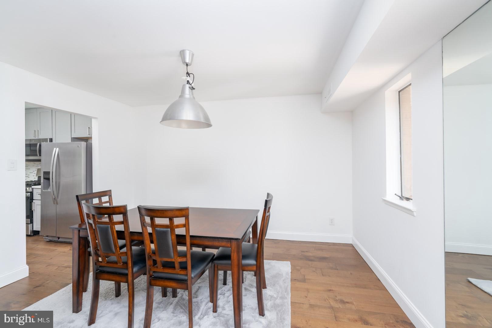 AMERICANA CENTRE - Residential