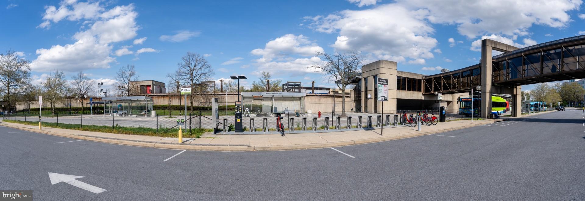 AMERICANA CENTRE - Residential