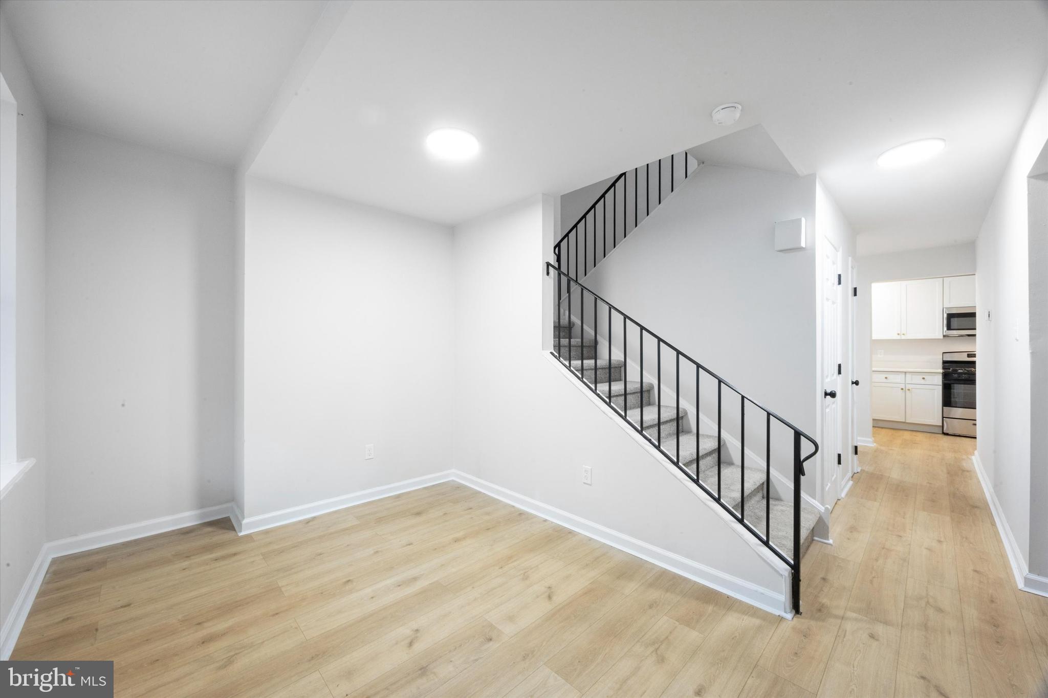 5614 APPLETREE STREET