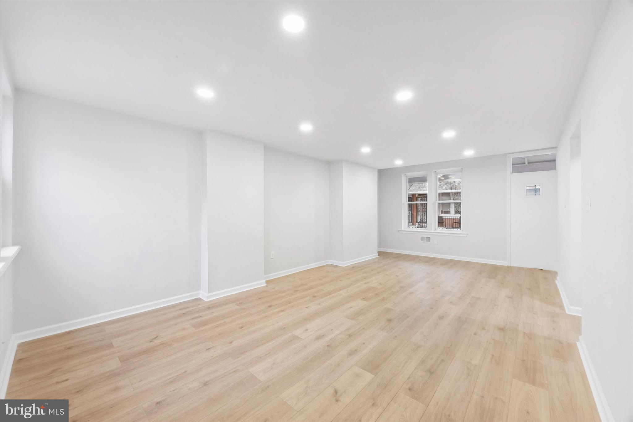 5614 APPLETREE STREET