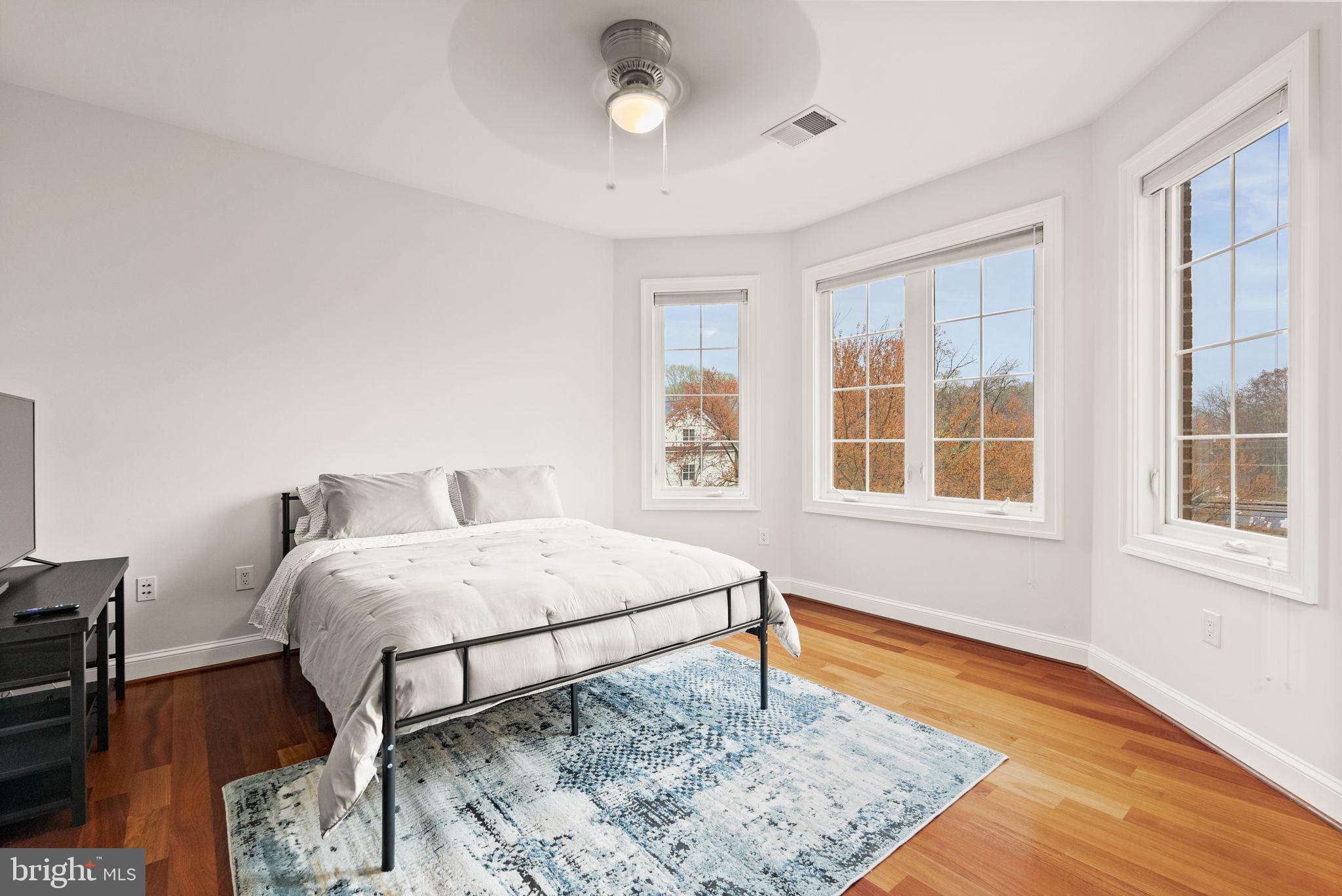 ODRICKS CORNER - Residential