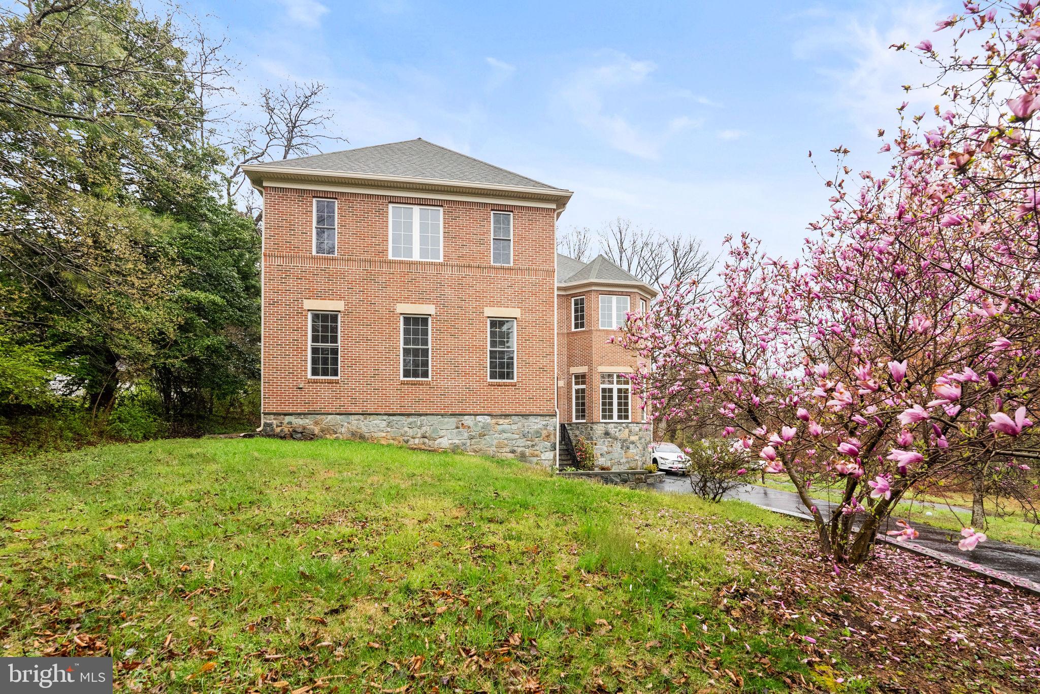 ODRICKS CORNER - Residential