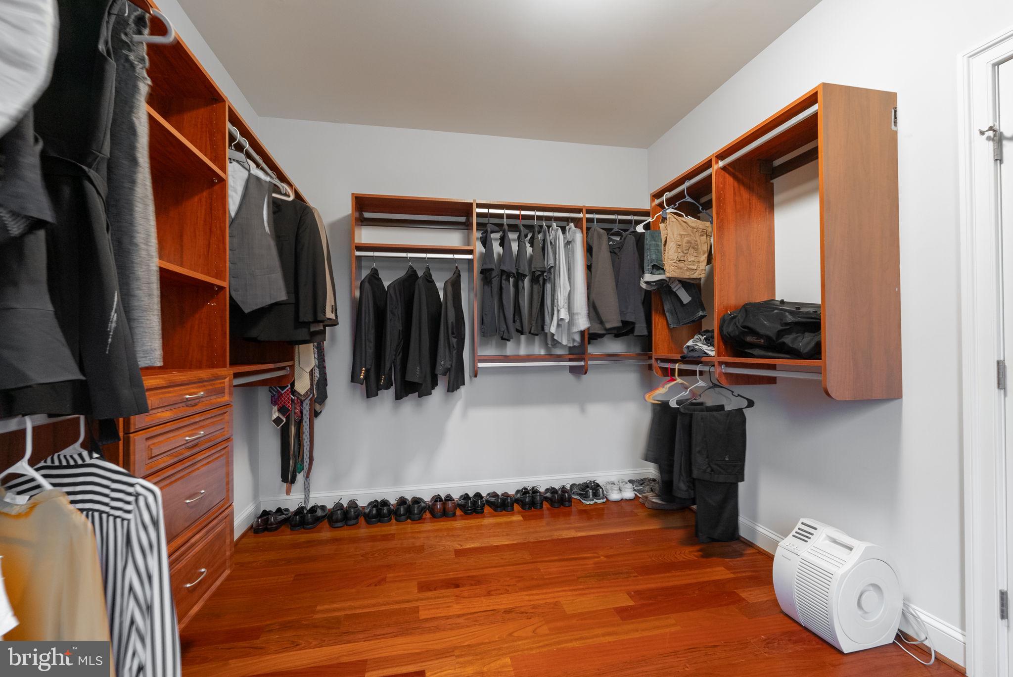 ODRICKS CORNER - Residential