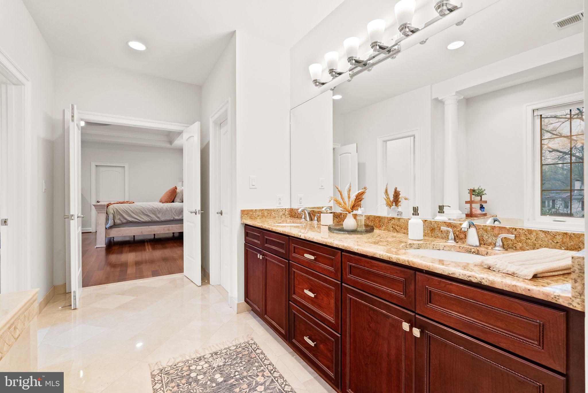 ODRICKS CORNER - Residential