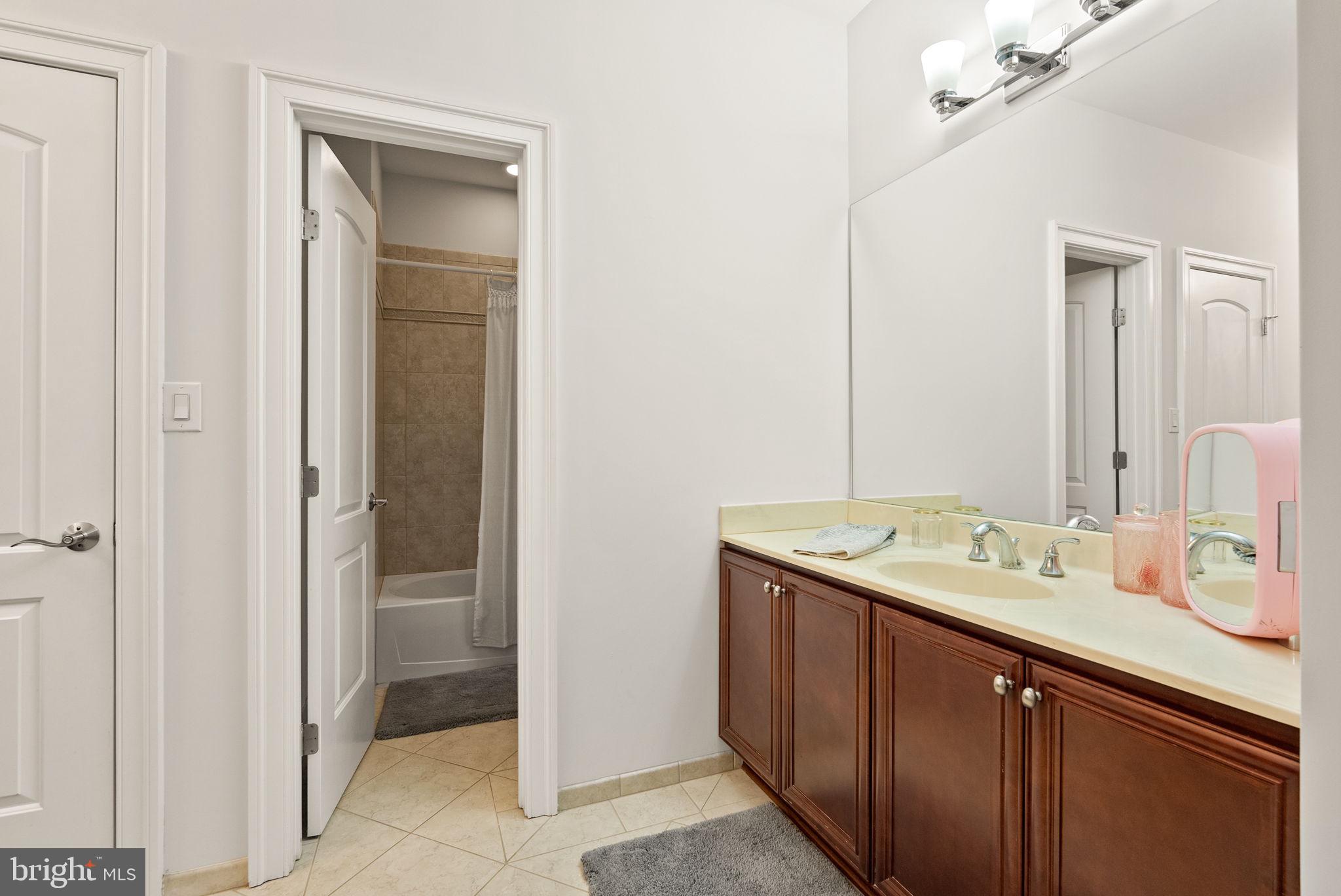 ODRICKS CORNER - Residential