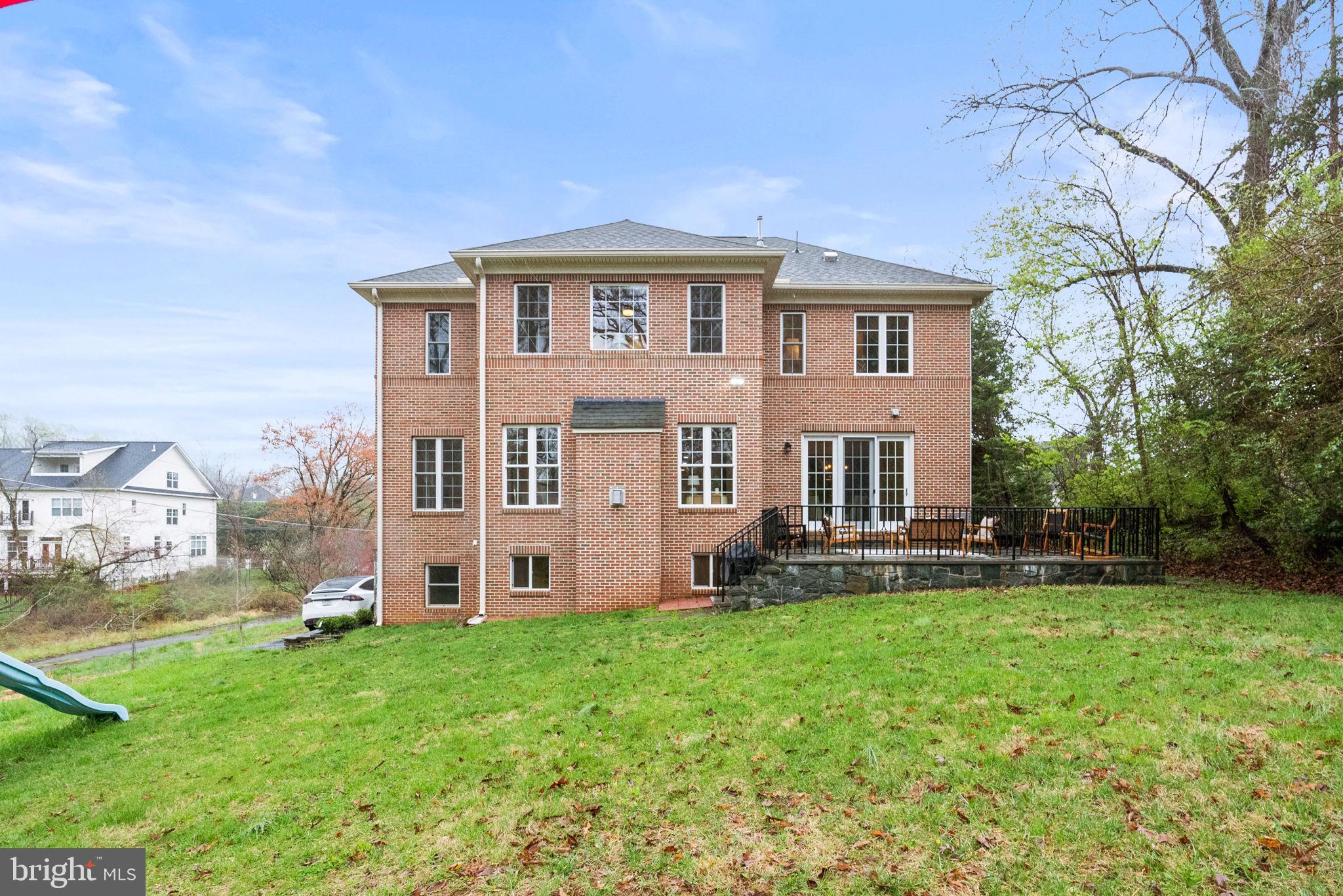 ODRICKS CORNER - Residential