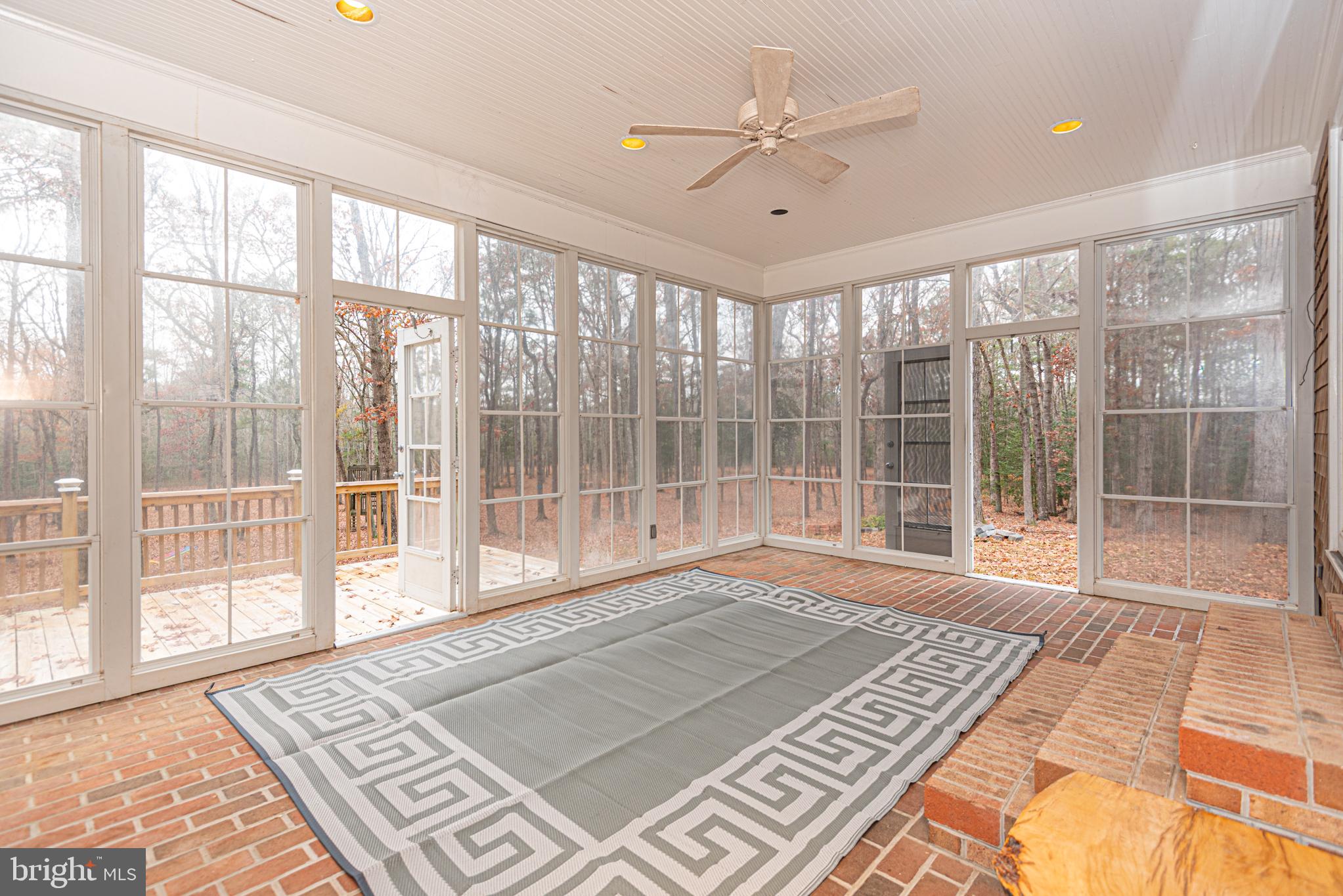 FOXCHASE - Residential