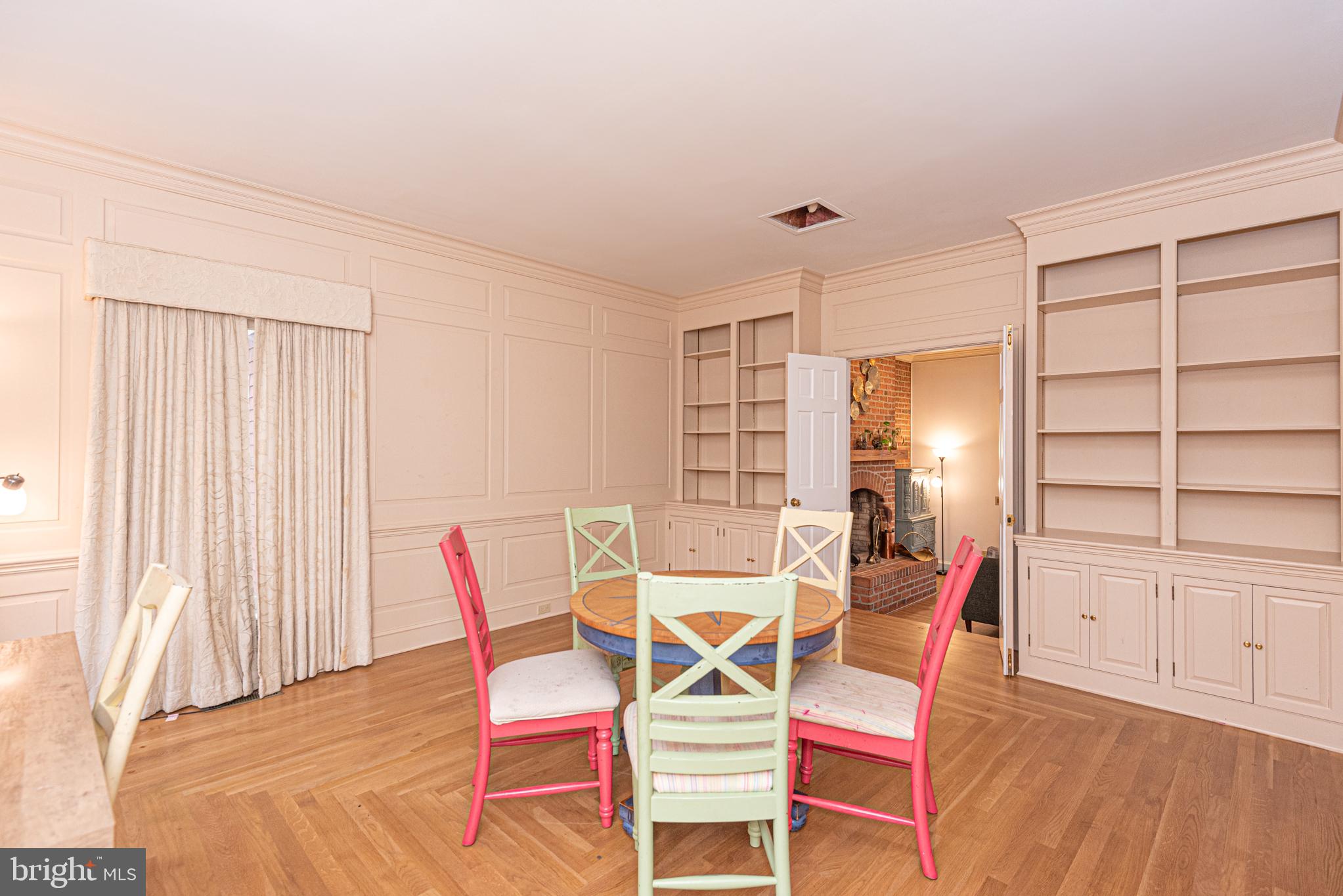 FOXCHASE - Residential