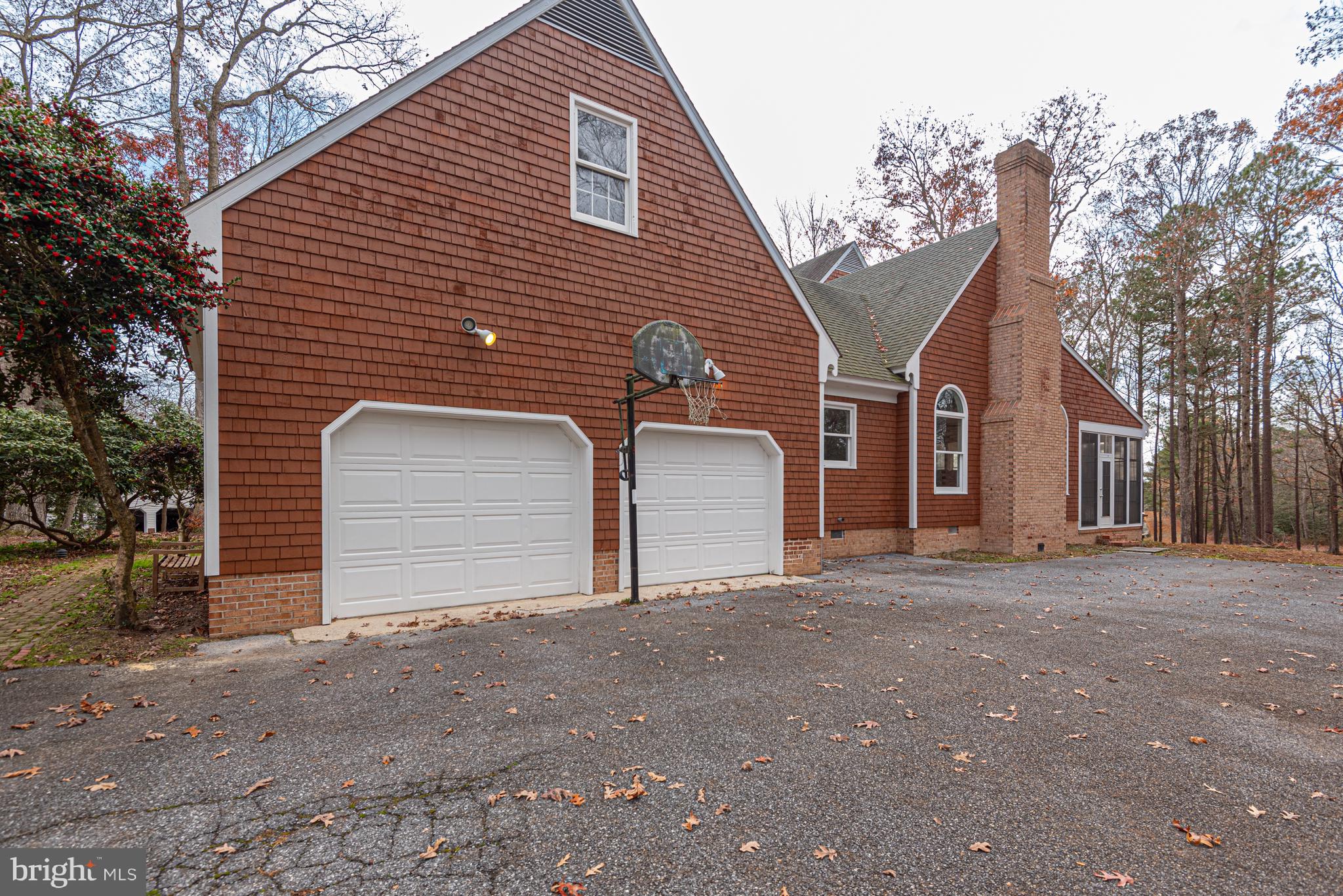 FOXCHASE - Residential