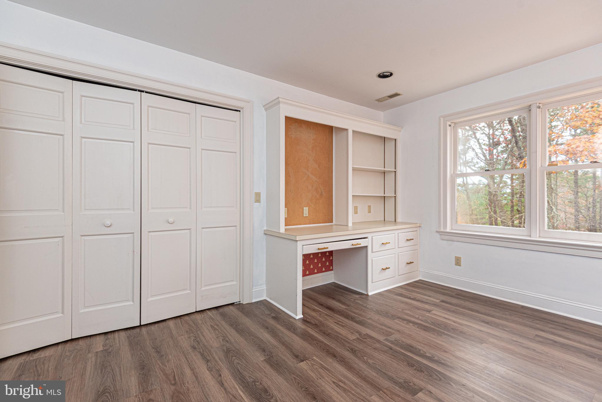 FOXCHASE - Residential