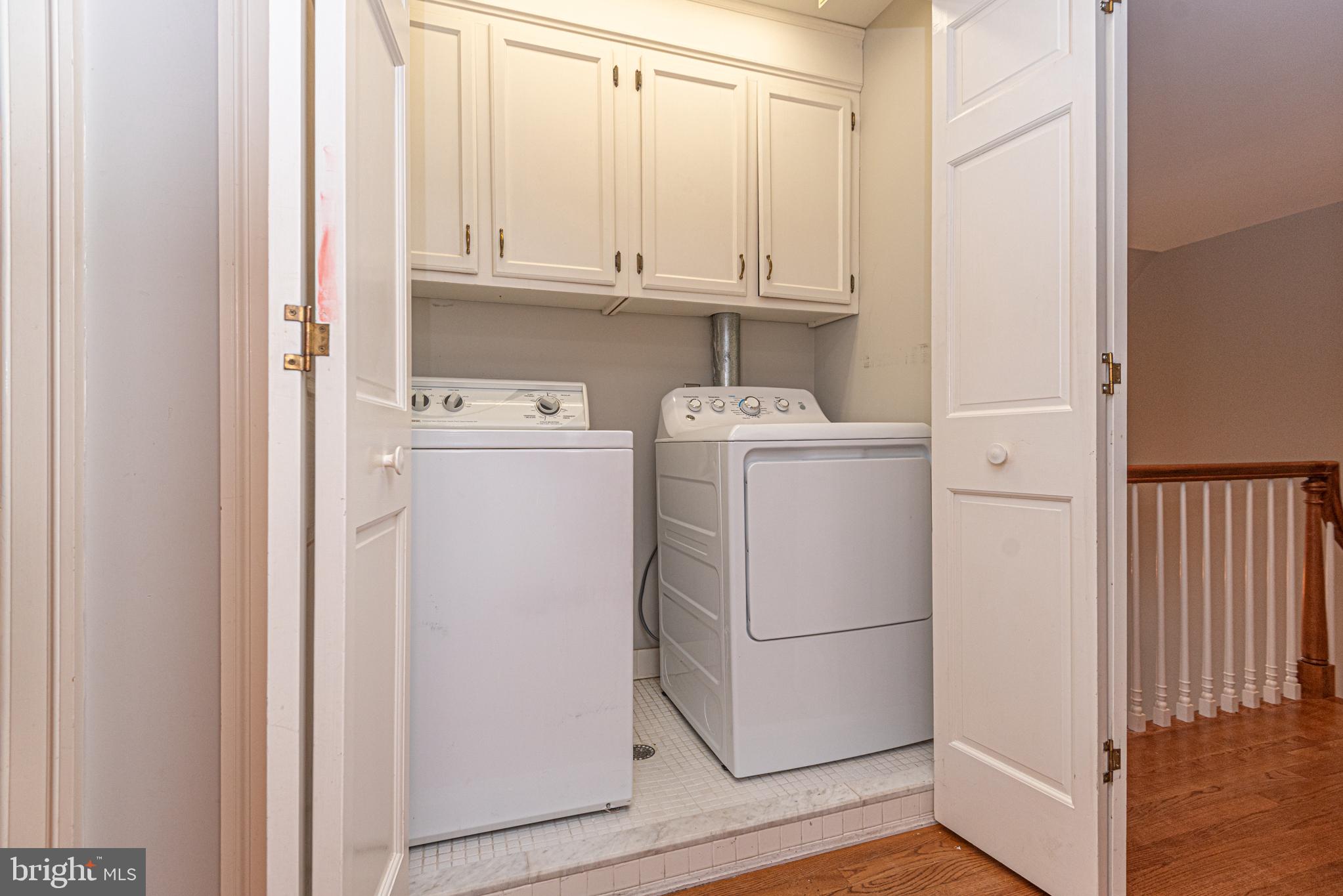 FOXCHASE - Residential