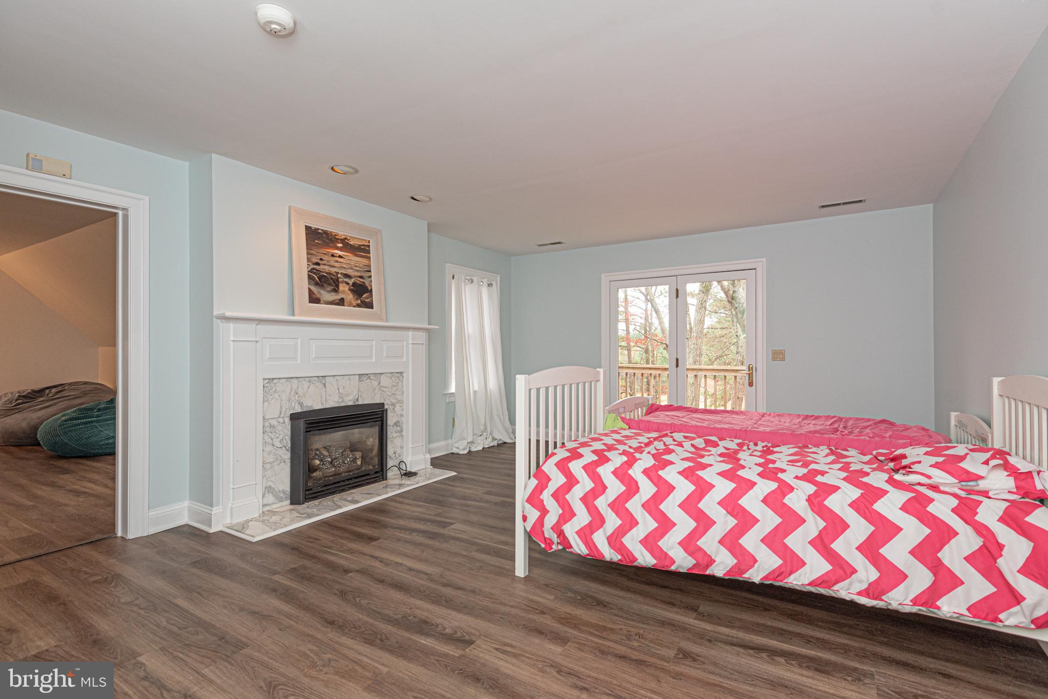 FOXCHASE - Residential