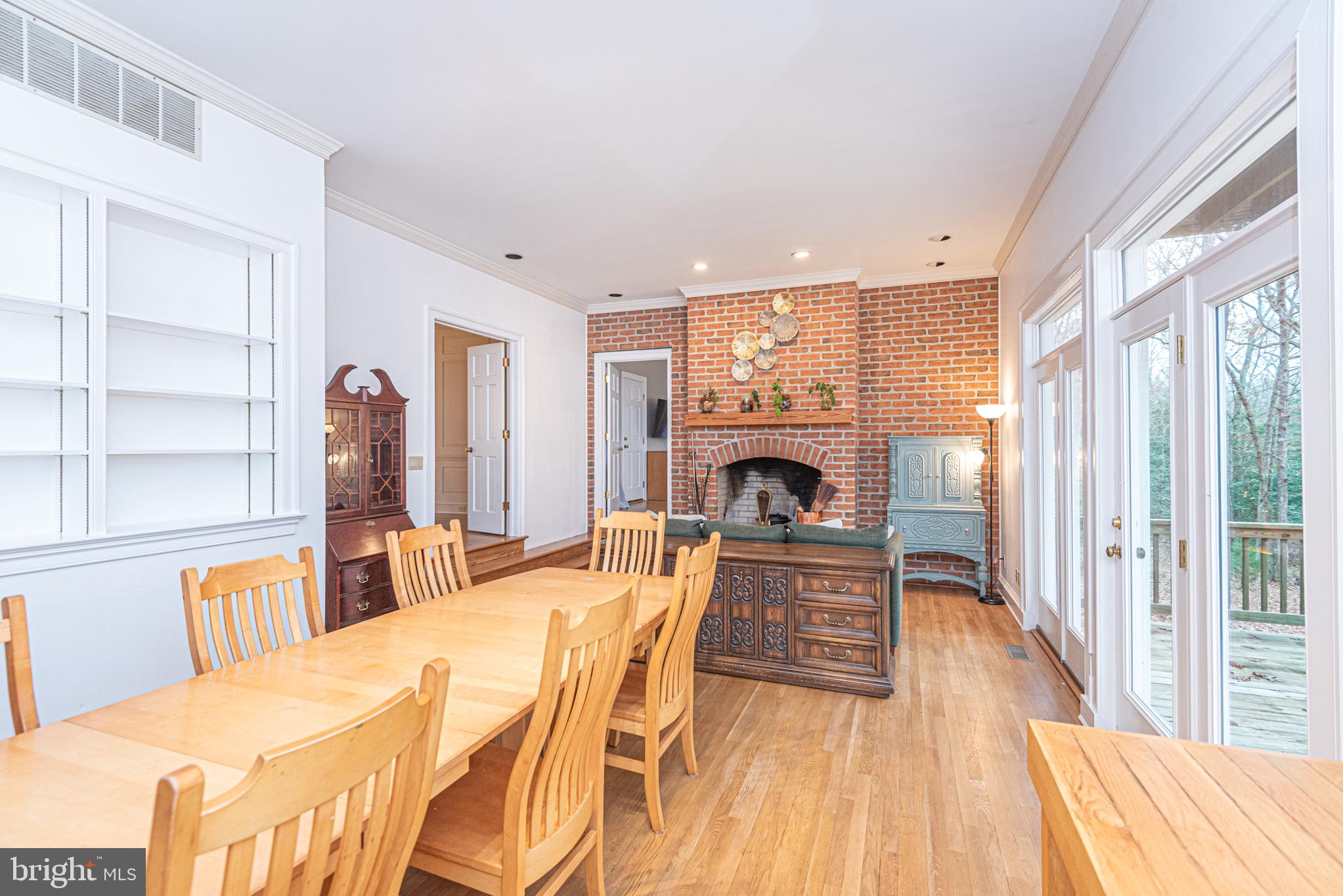 FOXCHASE - Residential