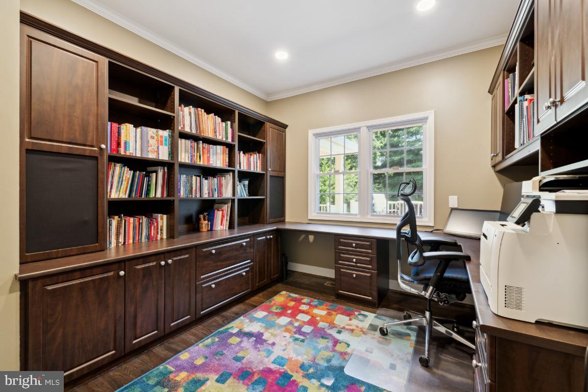 GLYNDON MEADOWS - Residential