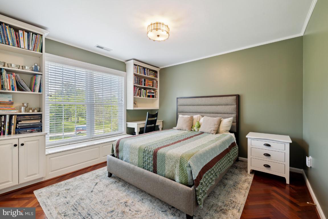 GLYNDON MEADOWS - Residential