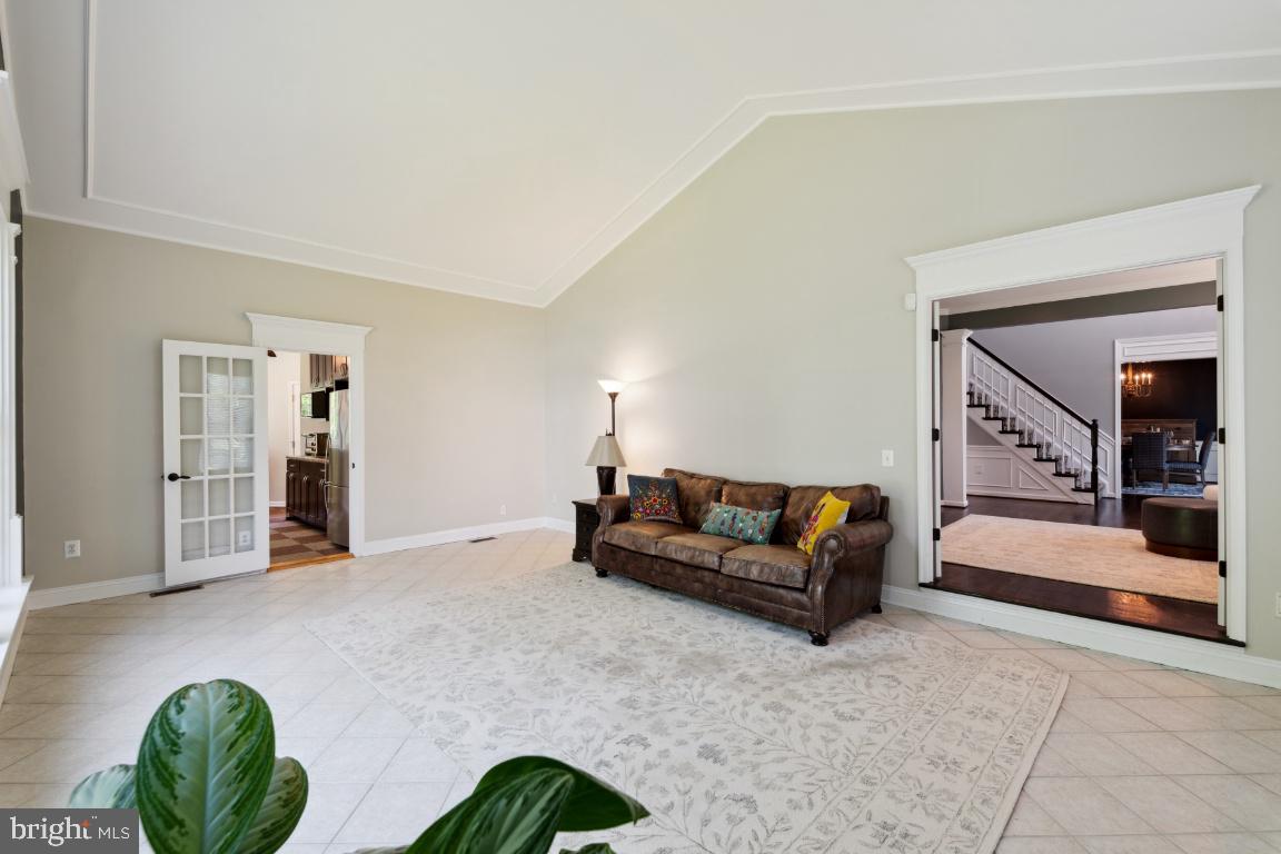 GLYNDON MEADOWS - Residential