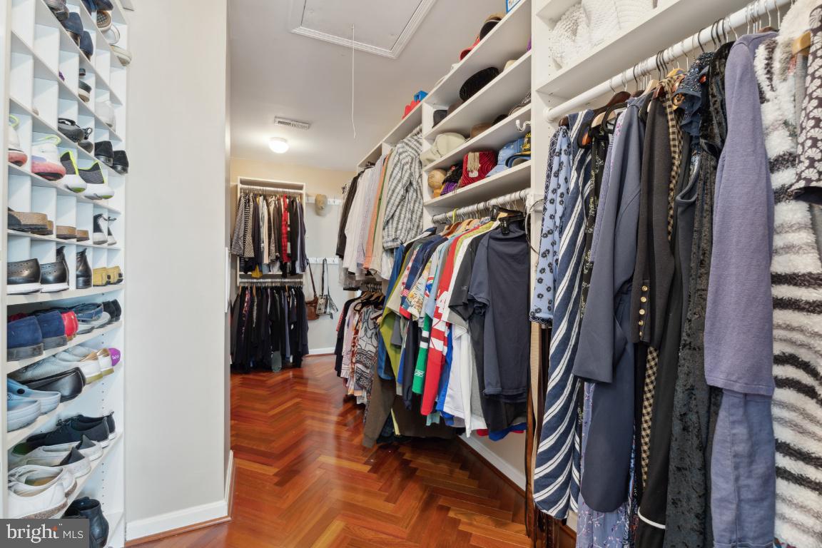 GLYNDON MEADOWS - Residential